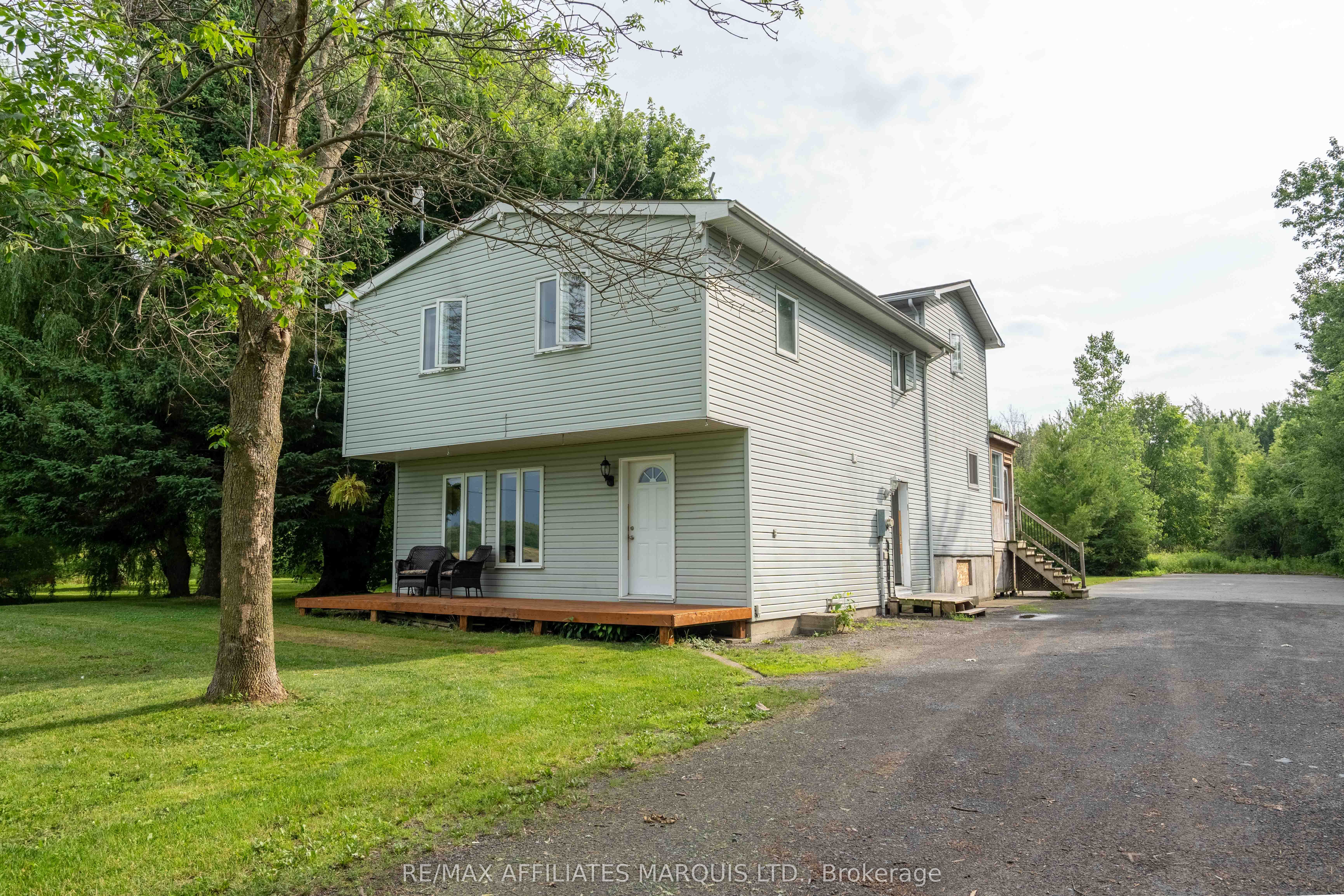 5042 Johnson Road Property Photo 5