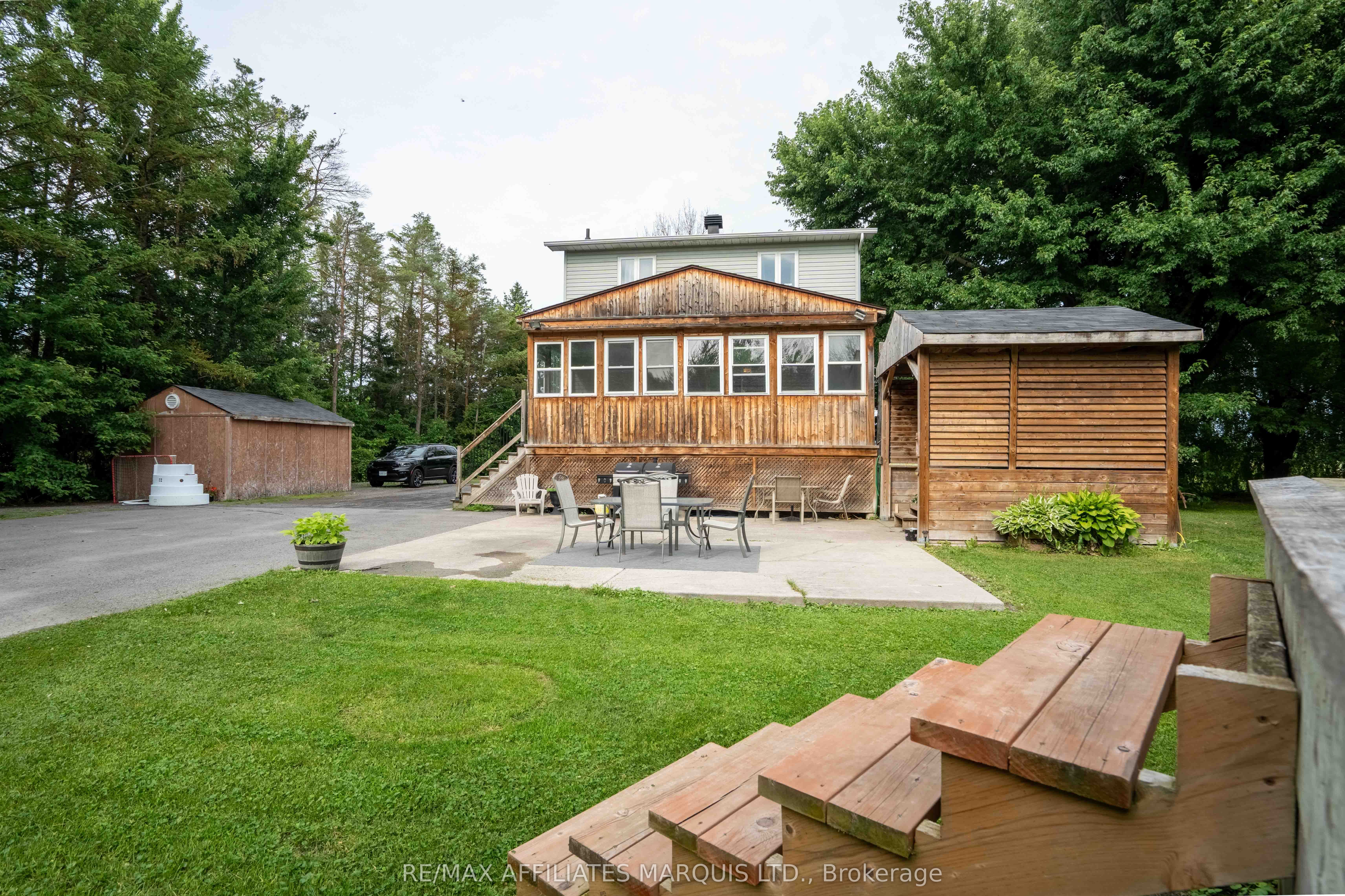 5042 Johnson Road Property Photo 11