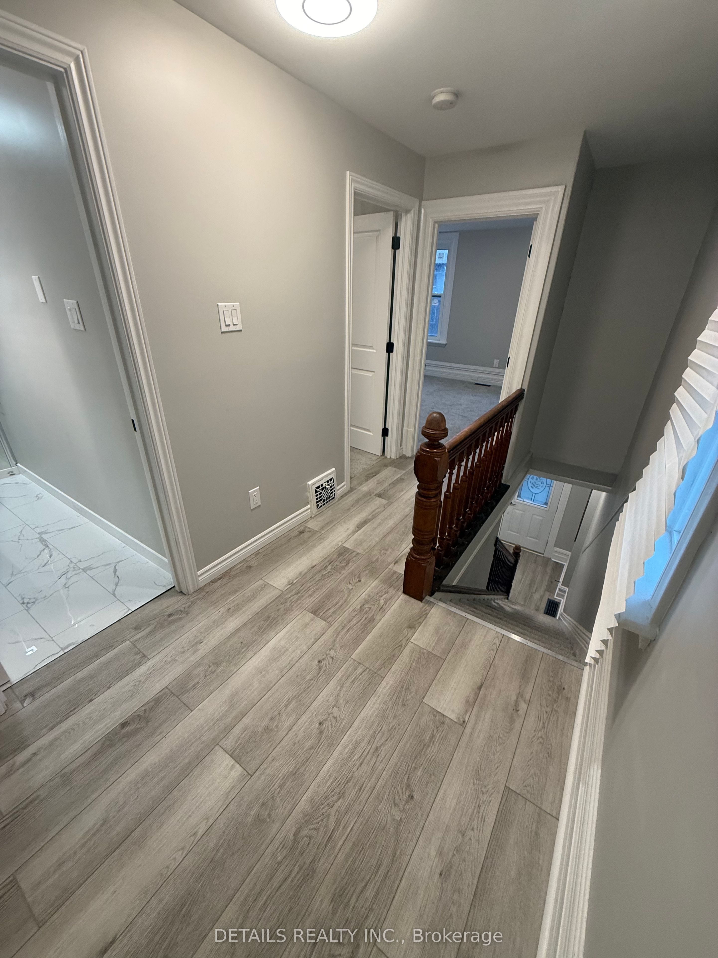 483 Parkdale Avenue Property Photo 12