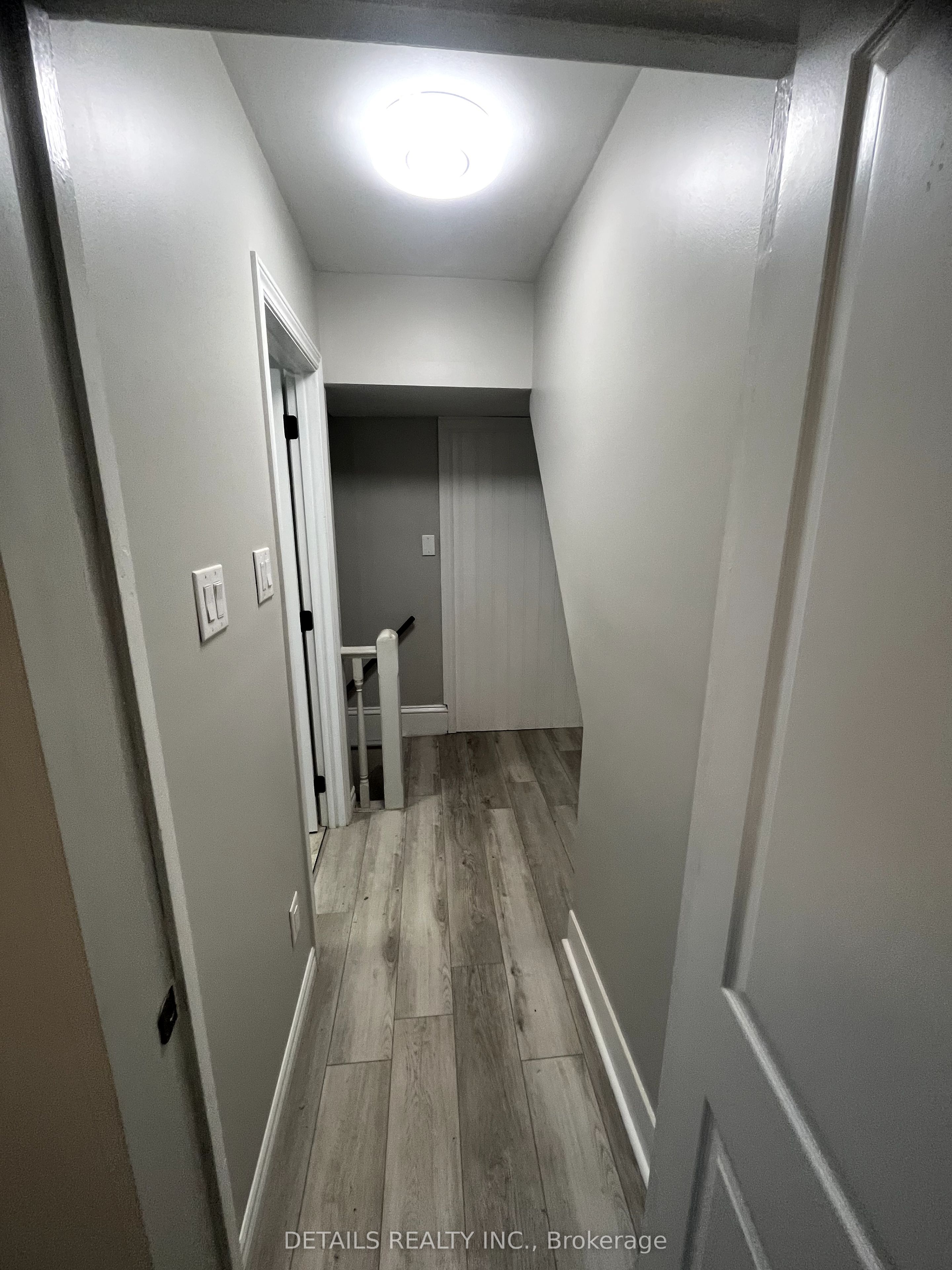 483 Parkdale Avenue Property Photo 22