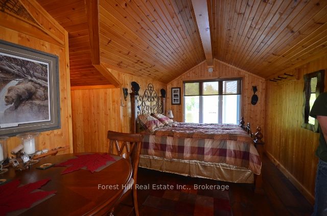 10365 Rabbit Property Photo 18