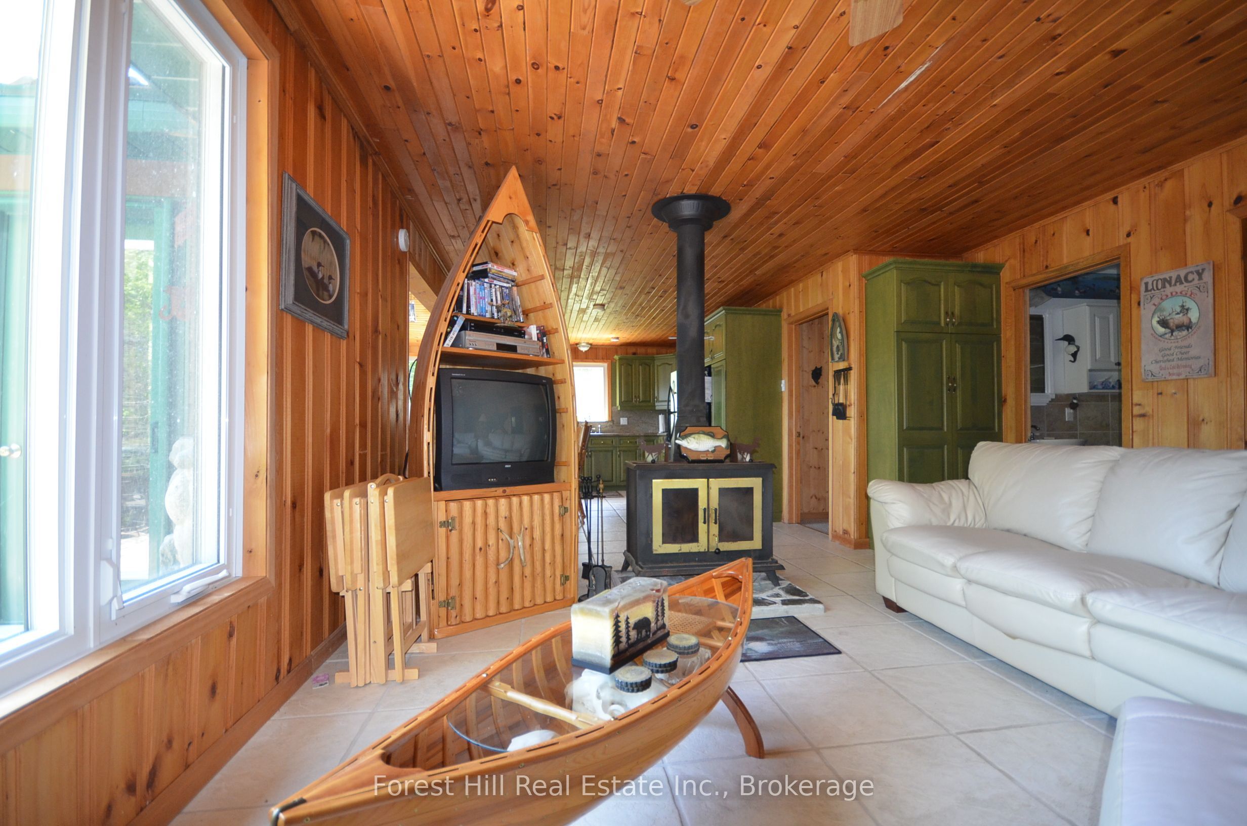 10365 Rabbit Property Photo 24