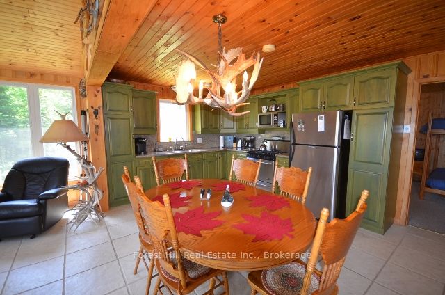 10365 Rabbit Property Photo 30