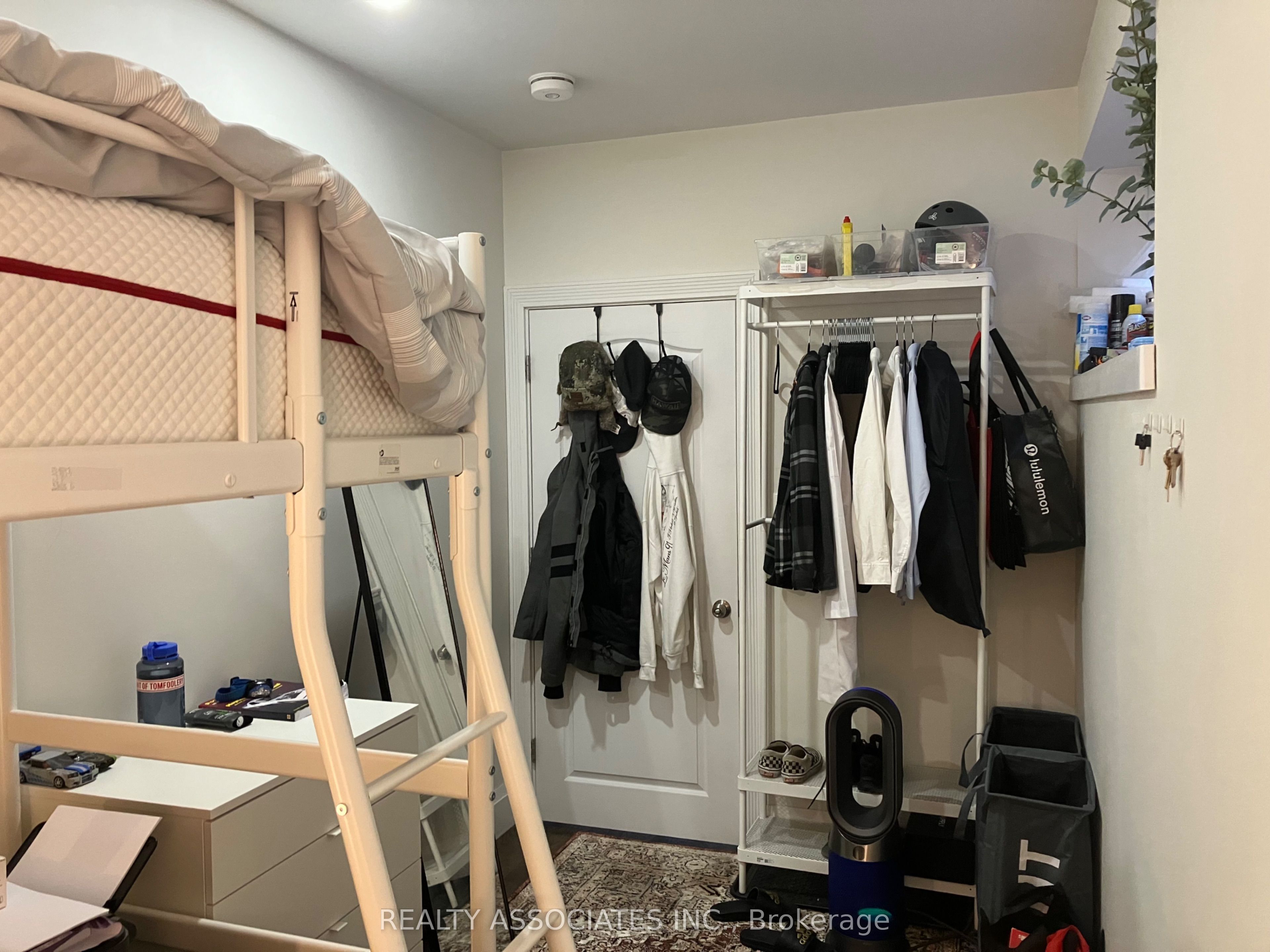 #basement-1br - 20 Beaucourt Road Property Photo 8