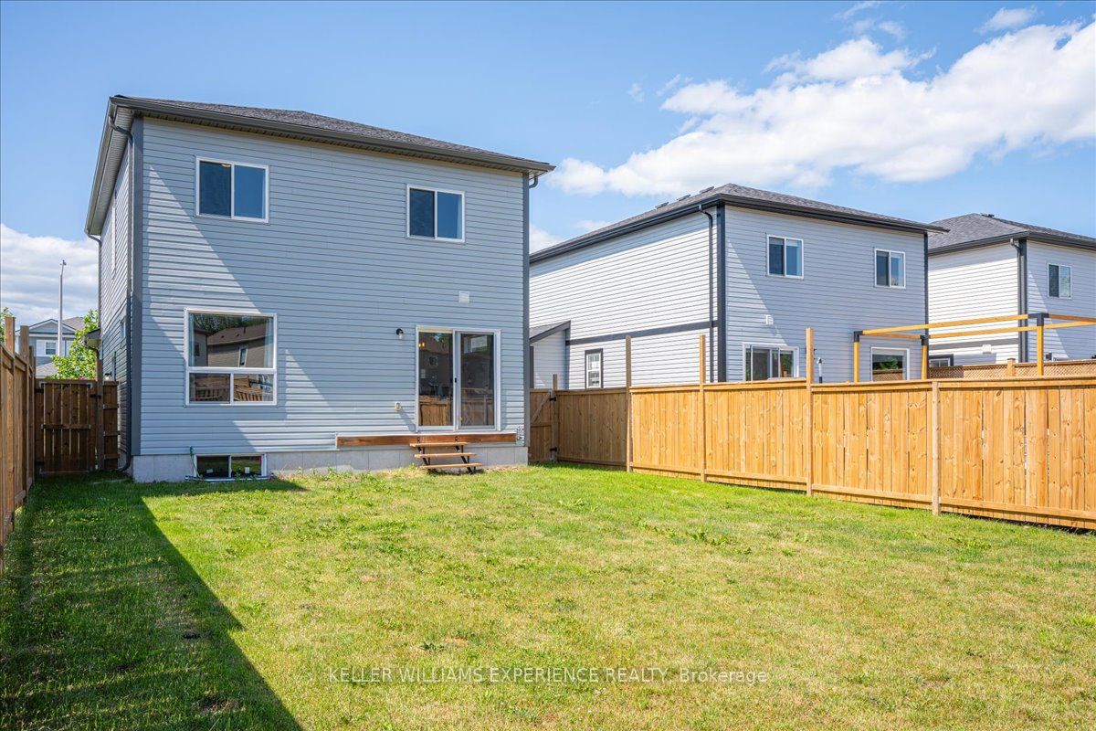 220 Wild Rose Drive Property Photo 13