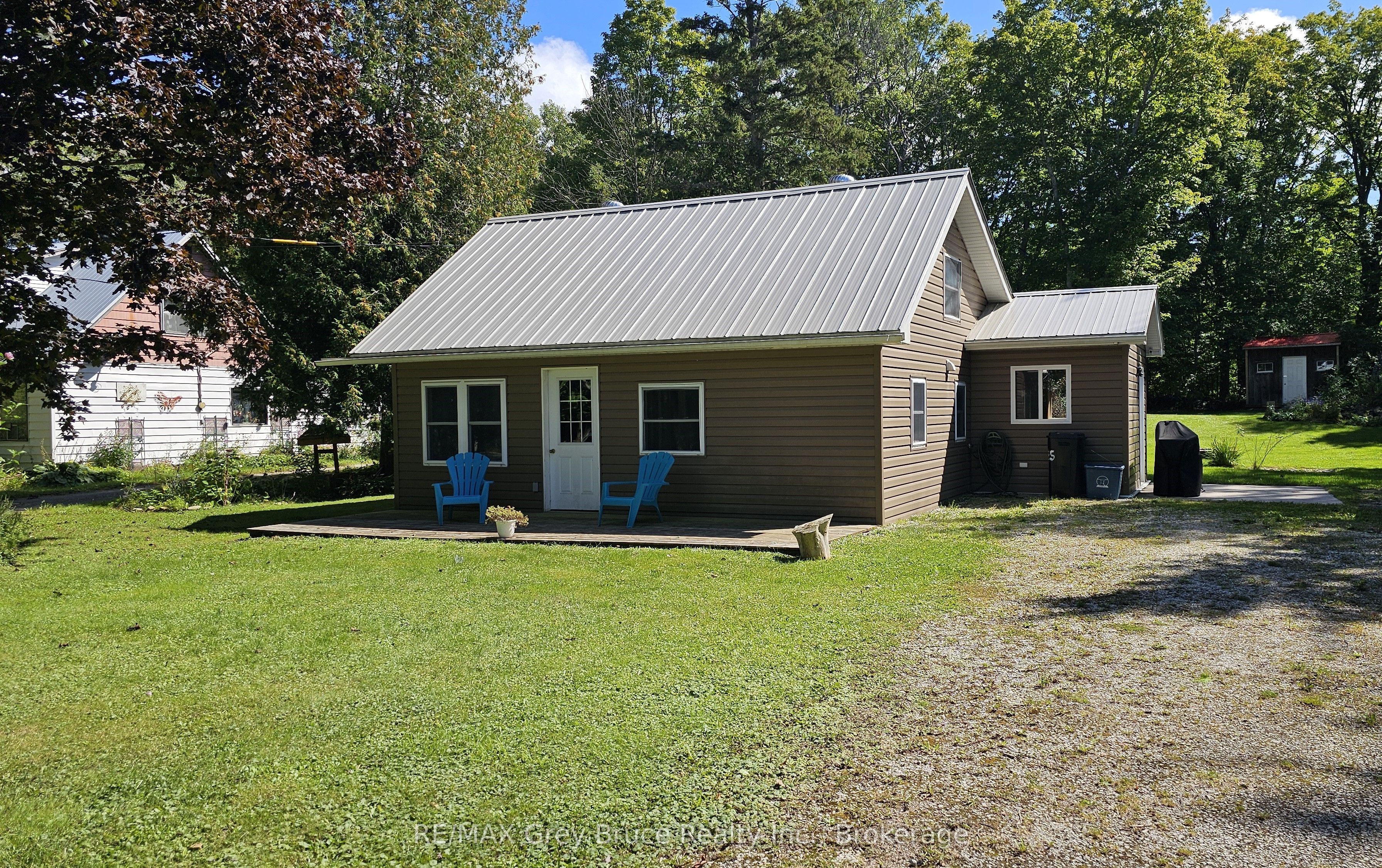 549 Stokes Bay Rd Property Photo 1