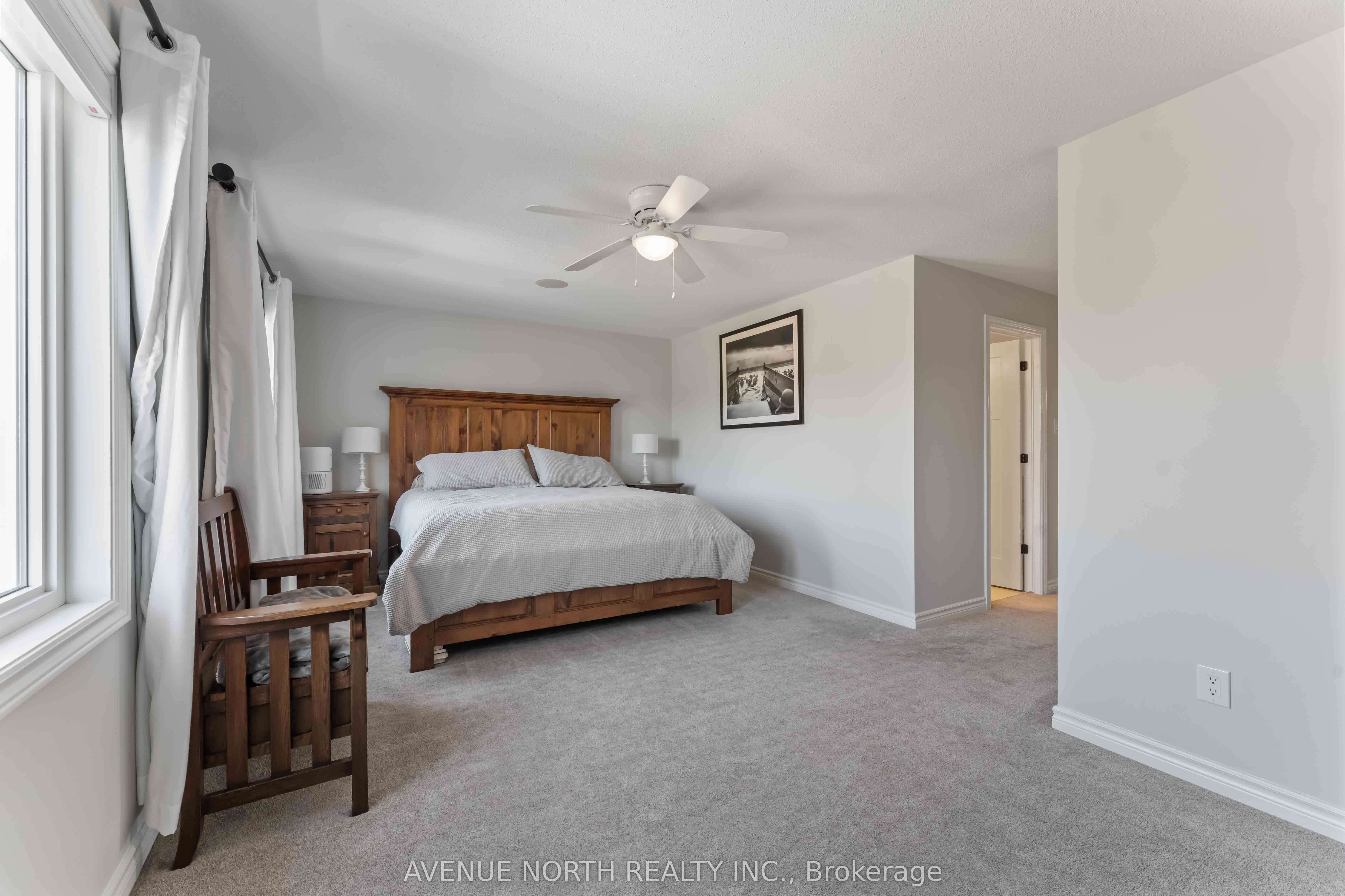 1140 Beckett Crescent Property Photo 20