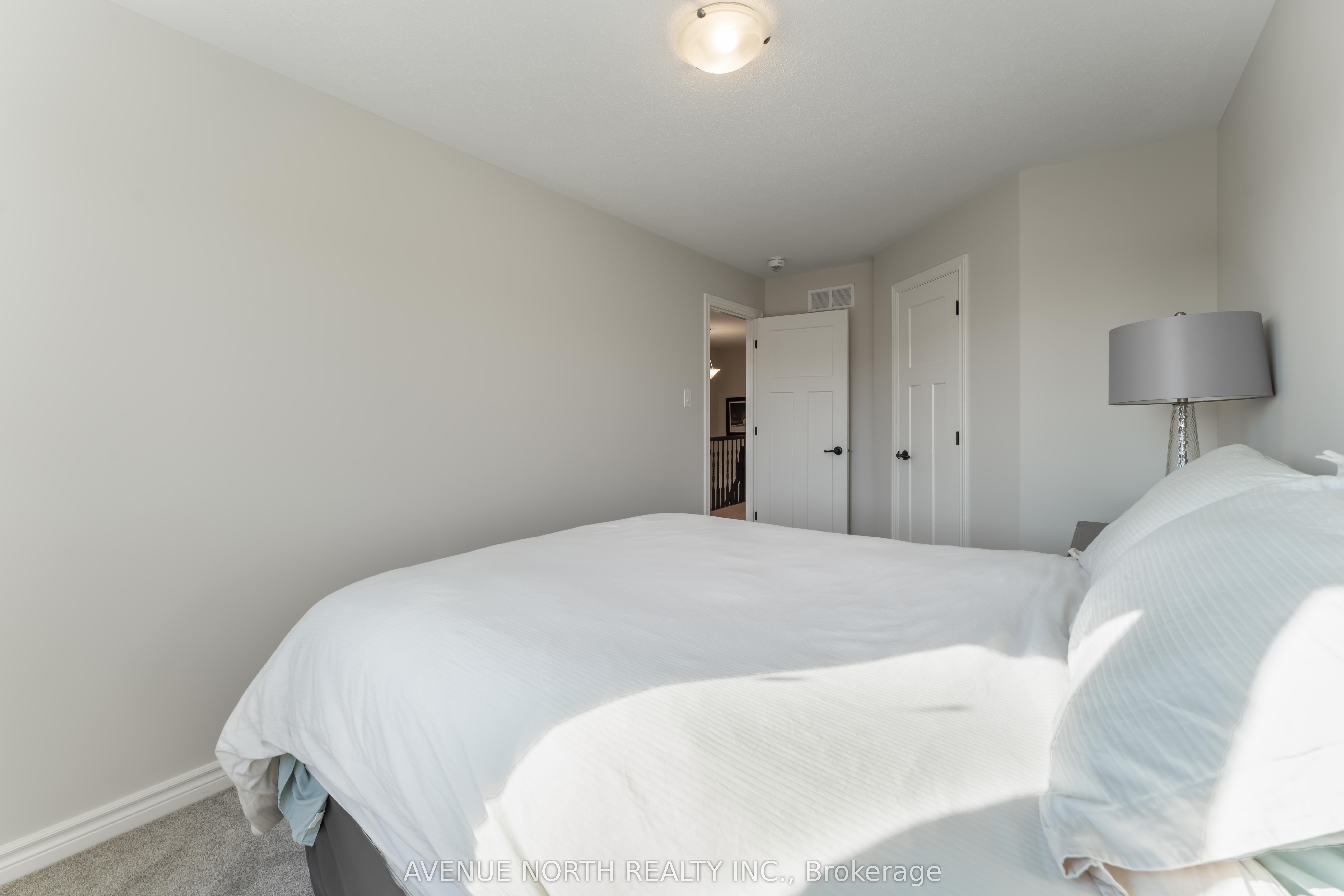 1140 Beckett Crescent Property Photo 26