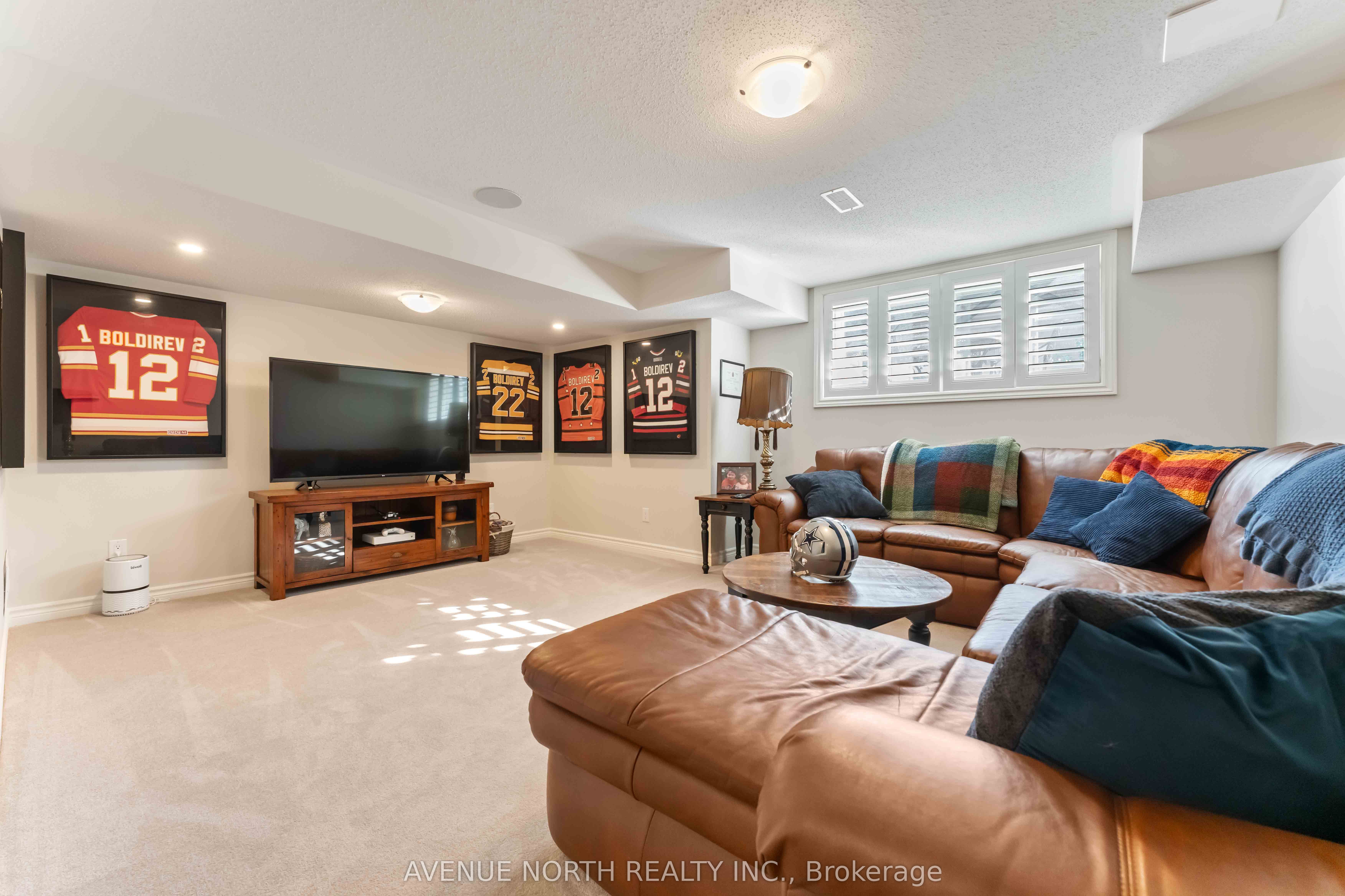 1140 Beckett Crescent Property Photo 34