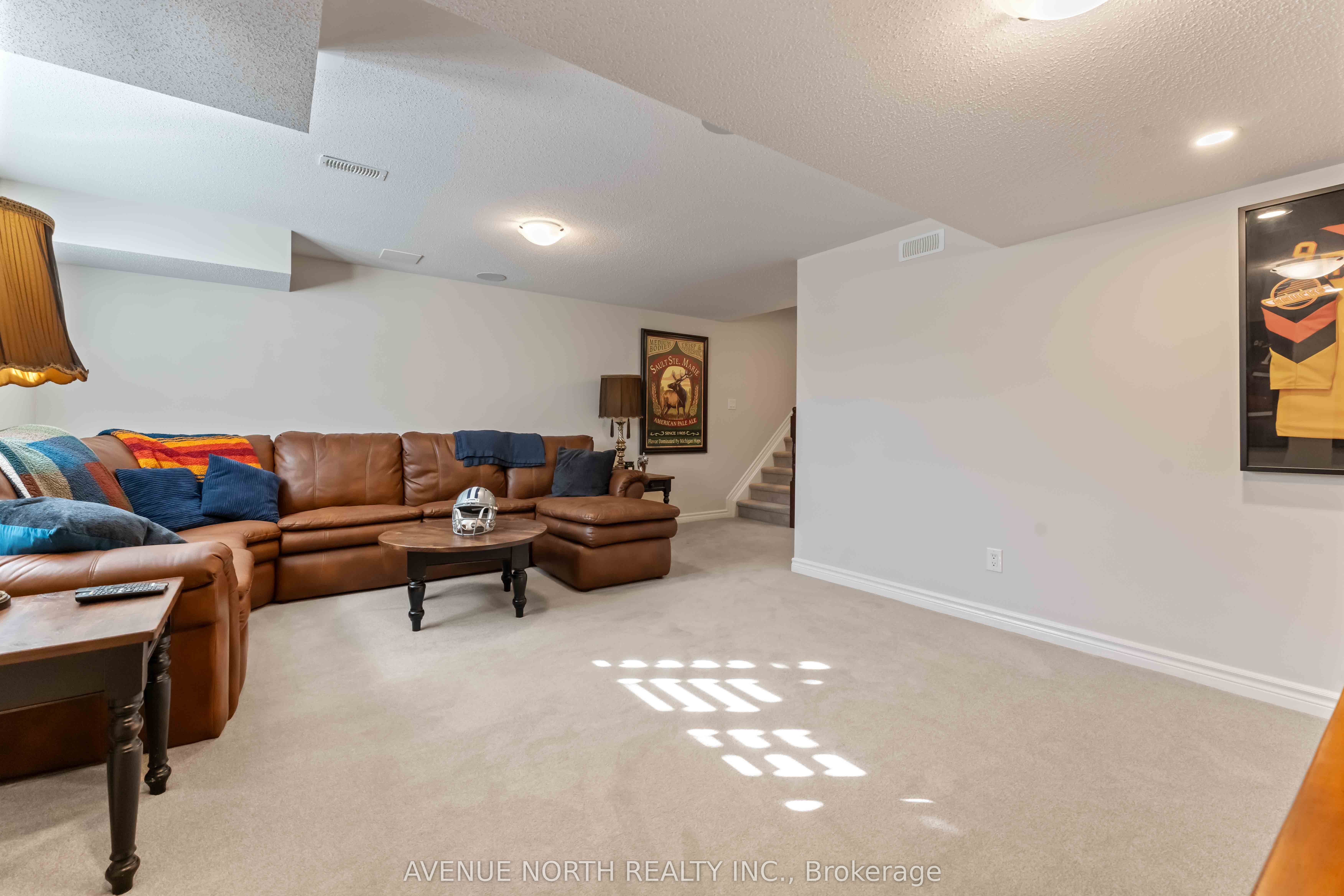 1140 Beckett Crescent Property Photo 35