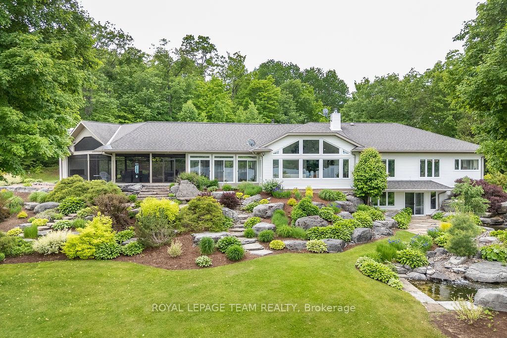 2741 Foymount Road Property Photo 2