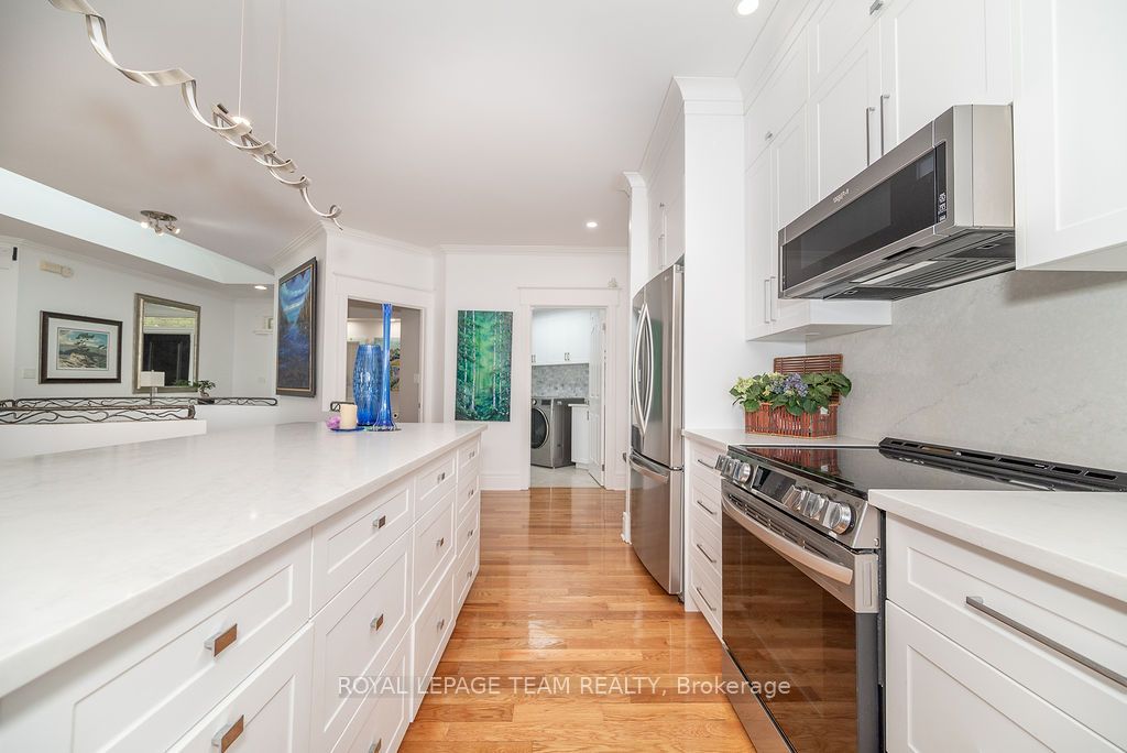 2741 Foymount Road Property Photo 12