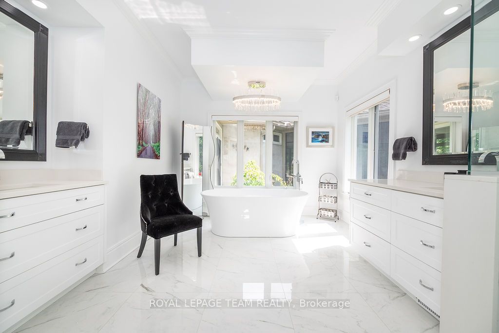 2741 Foymount Road Property Photo 20