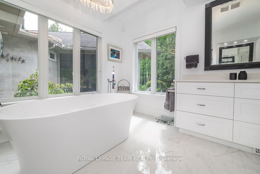 2741 Foymount Road Property Photo 21