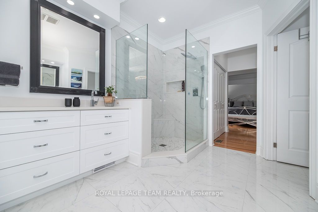 2741 Foymount Road Property Photo 23
