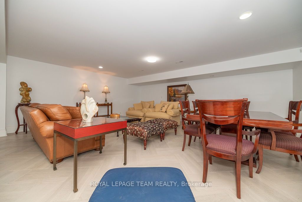 2741 Foymount Road Property Photo 33