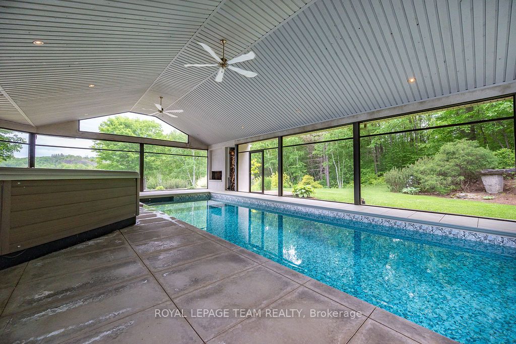 2741 Foymount Road Property Photo 36