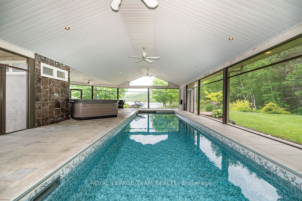 2741 Foymount Road Property Photo 38