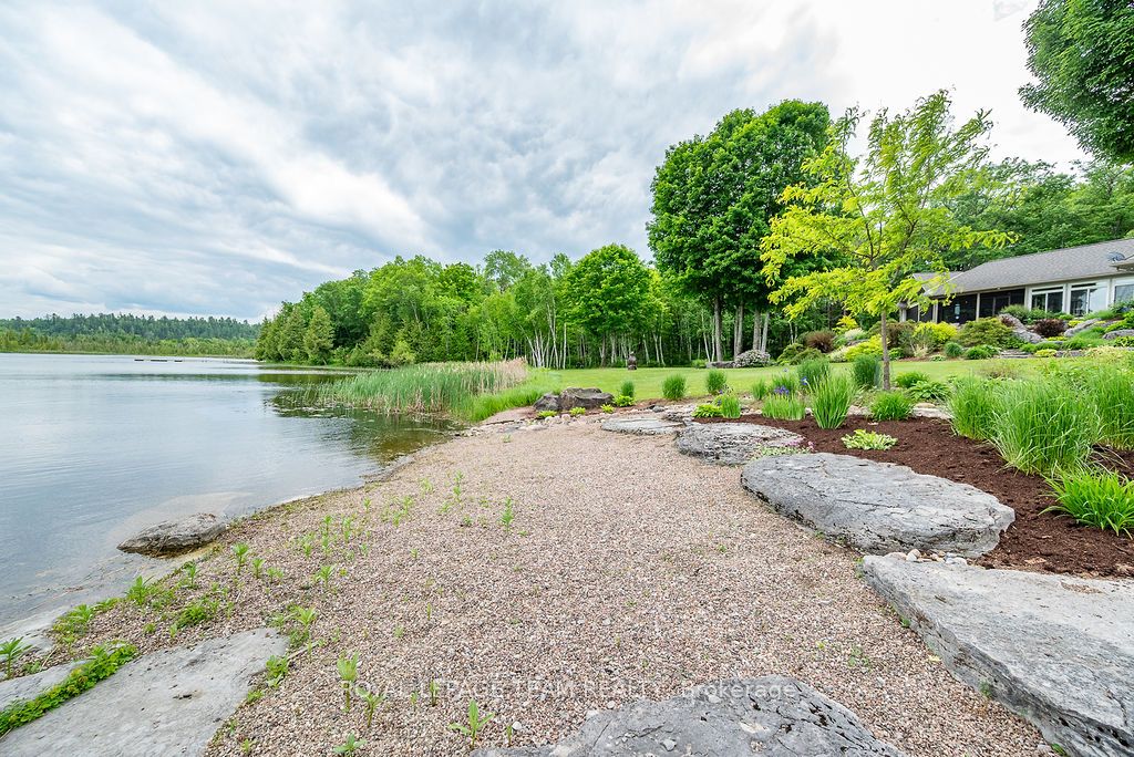 2741 Foymount Road Property Photo 39