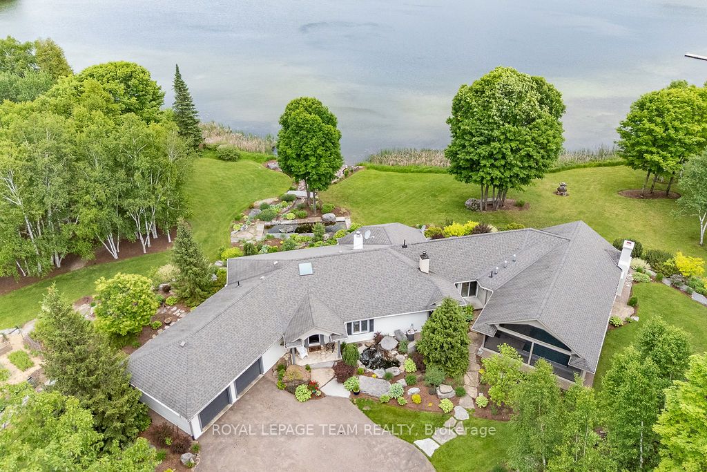 2741 Foymount Road Property Photo 42