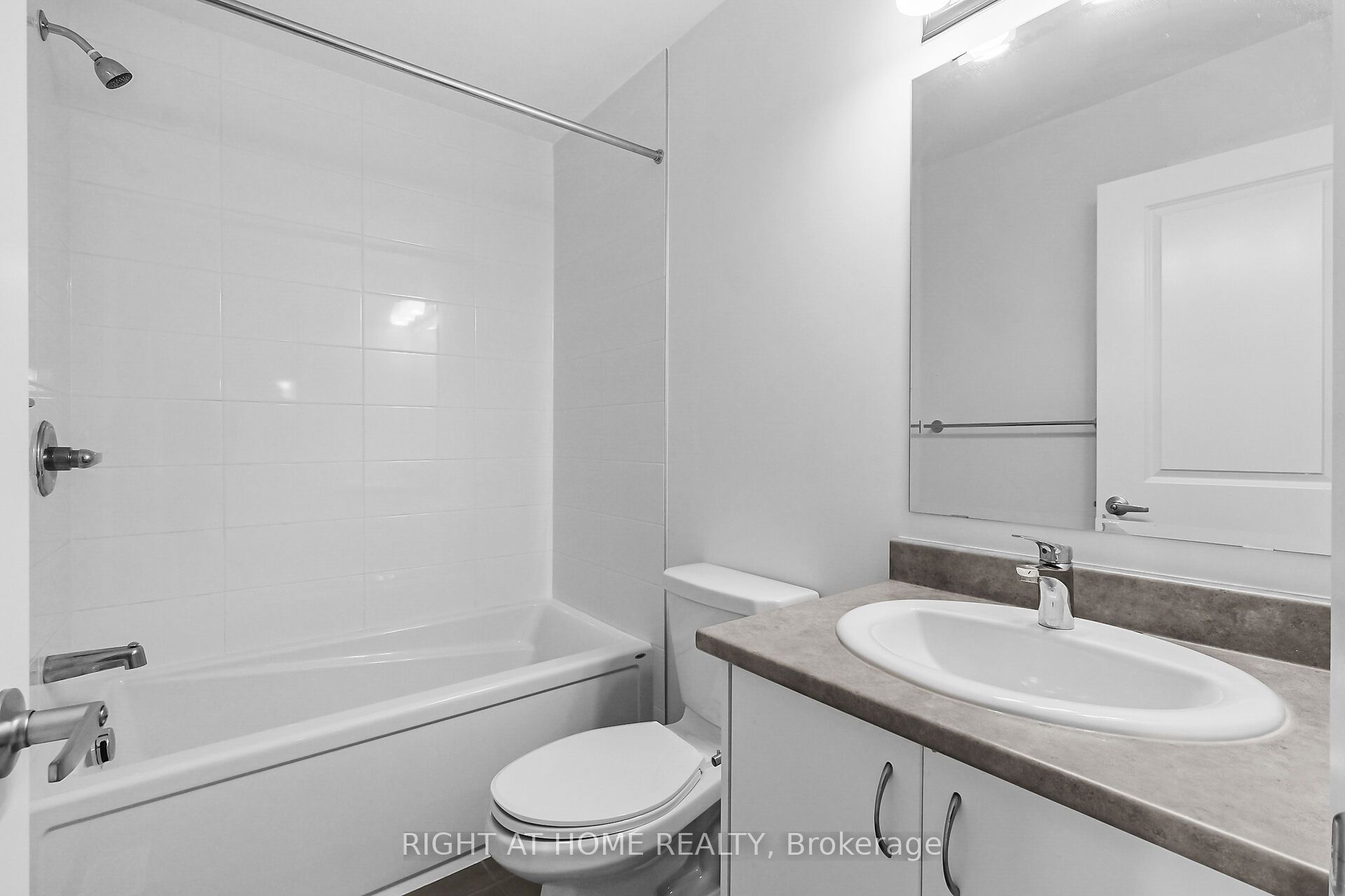 958 Athenry Ct Property Photo 34
