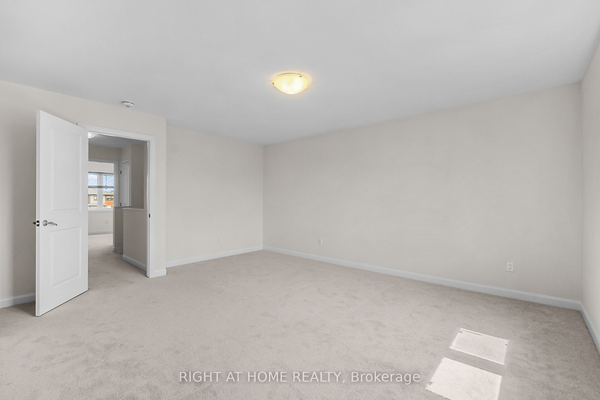 958 Athenry Ct Property Photo 35