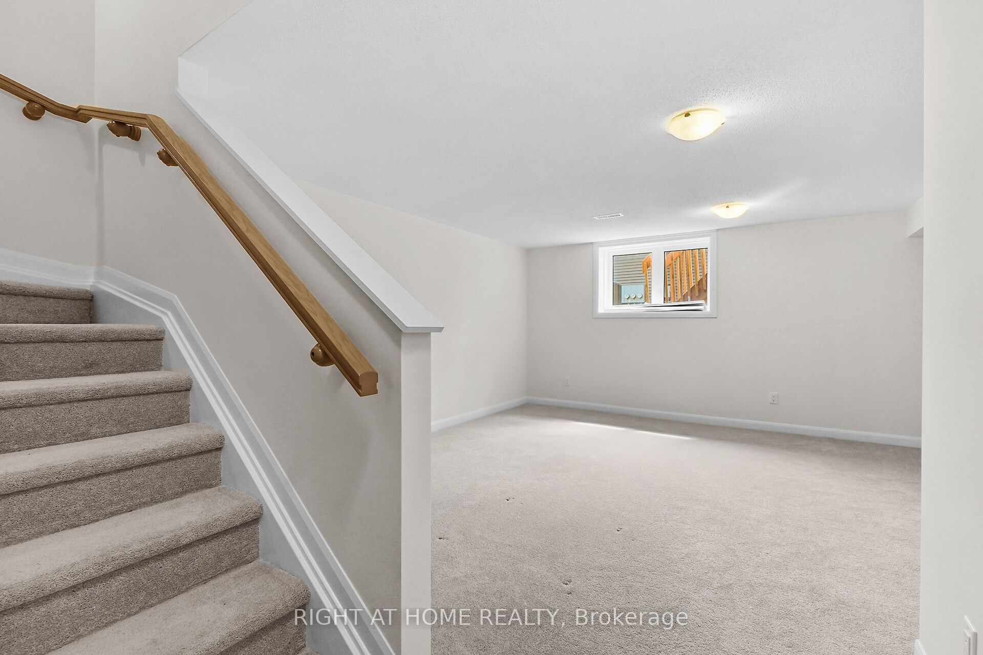 958 Athenry Ct Property Photo 41