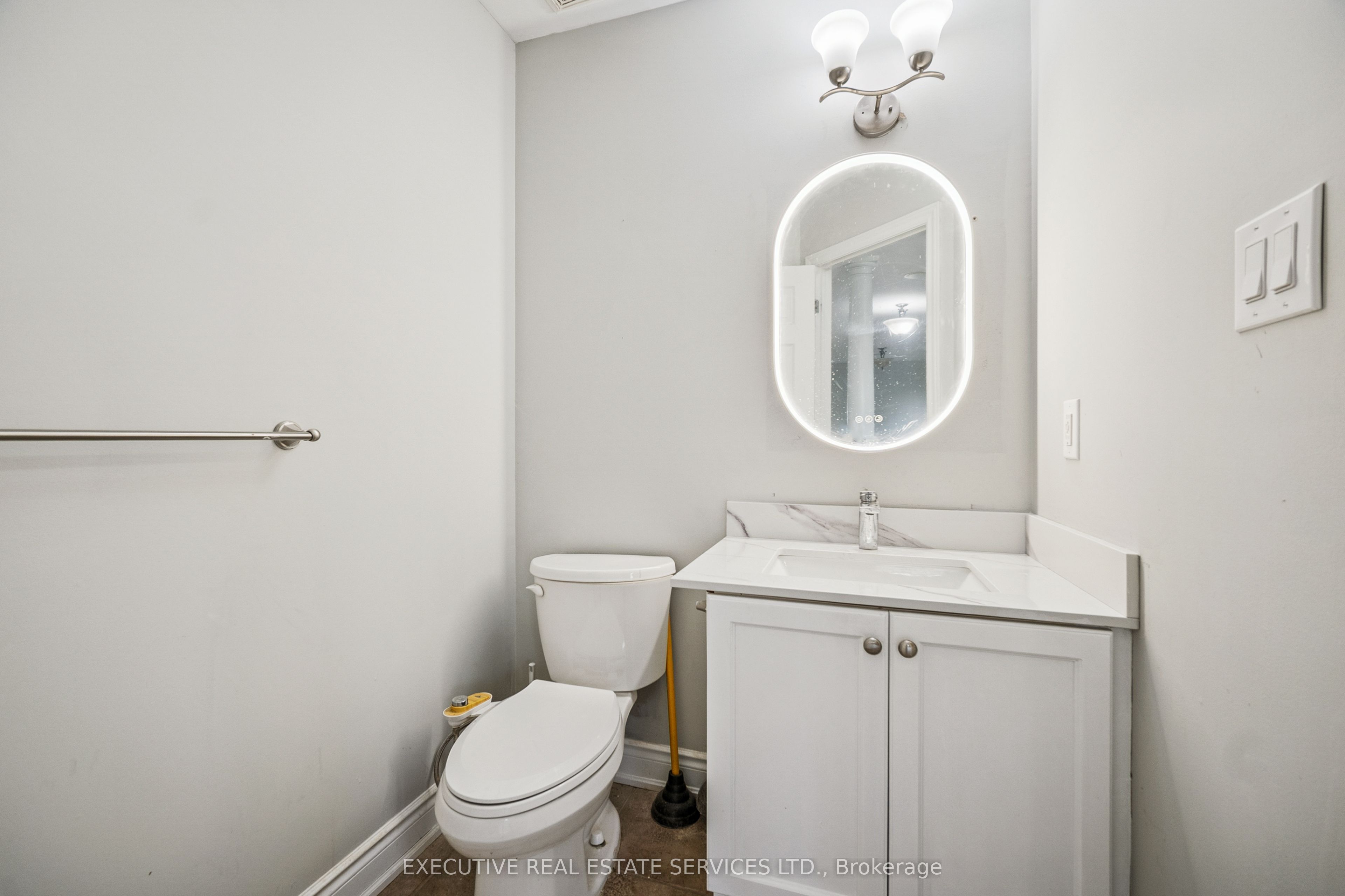 3264 Meadowgate Boulevard Property Photo 11