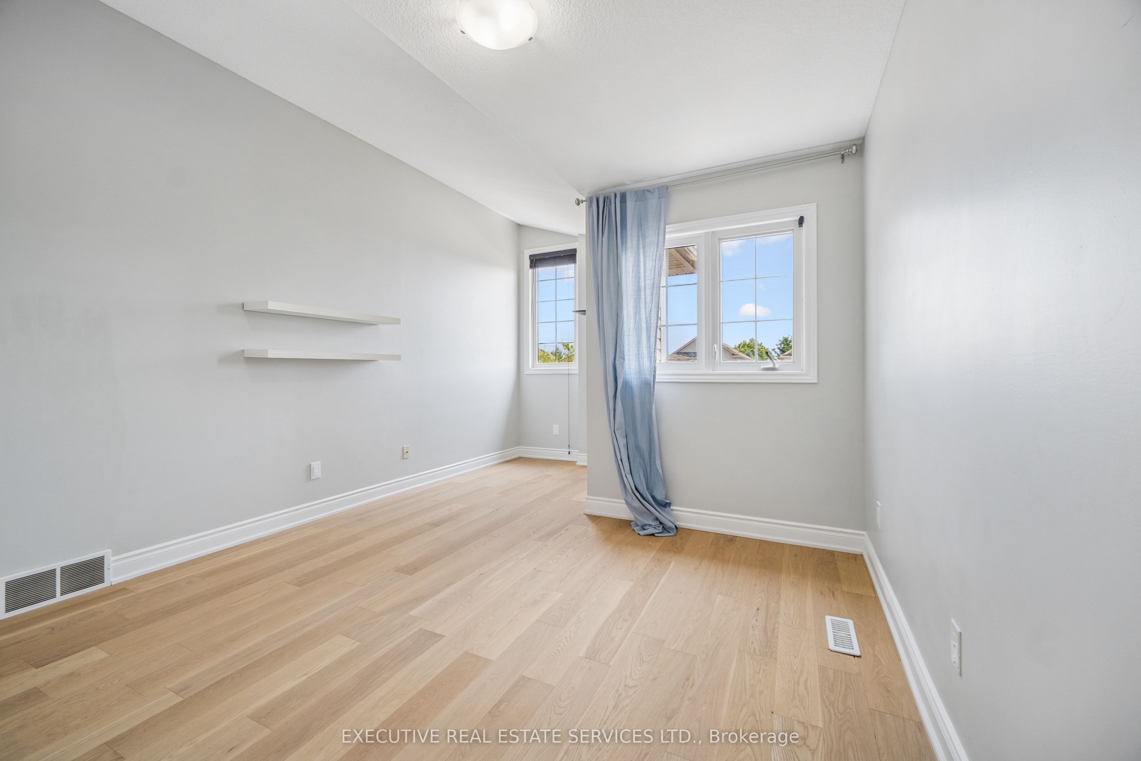 3264 Meadowgate Boulevard Property Photo 26