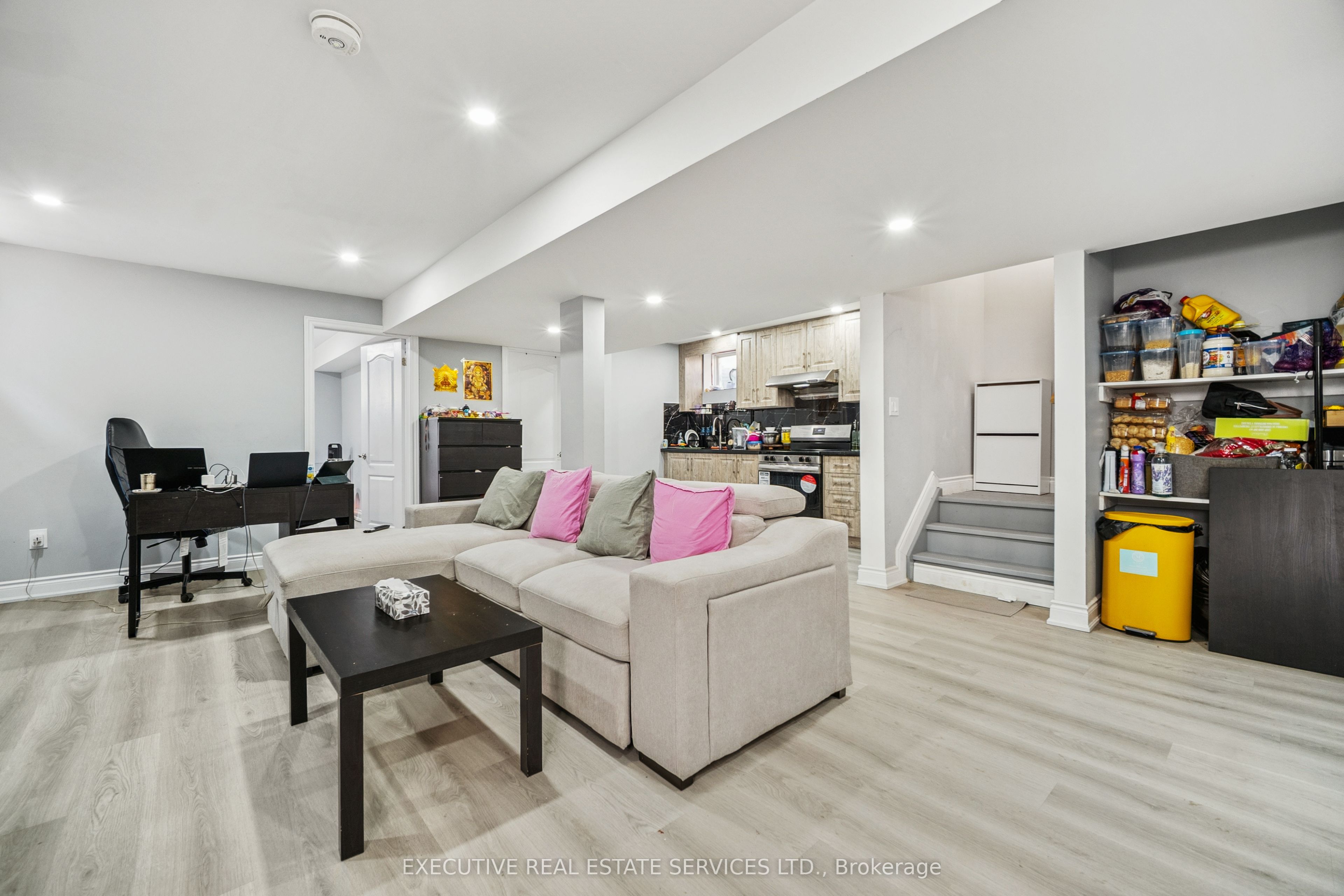3264 Meadowgate Boulevard Property Photo 37
