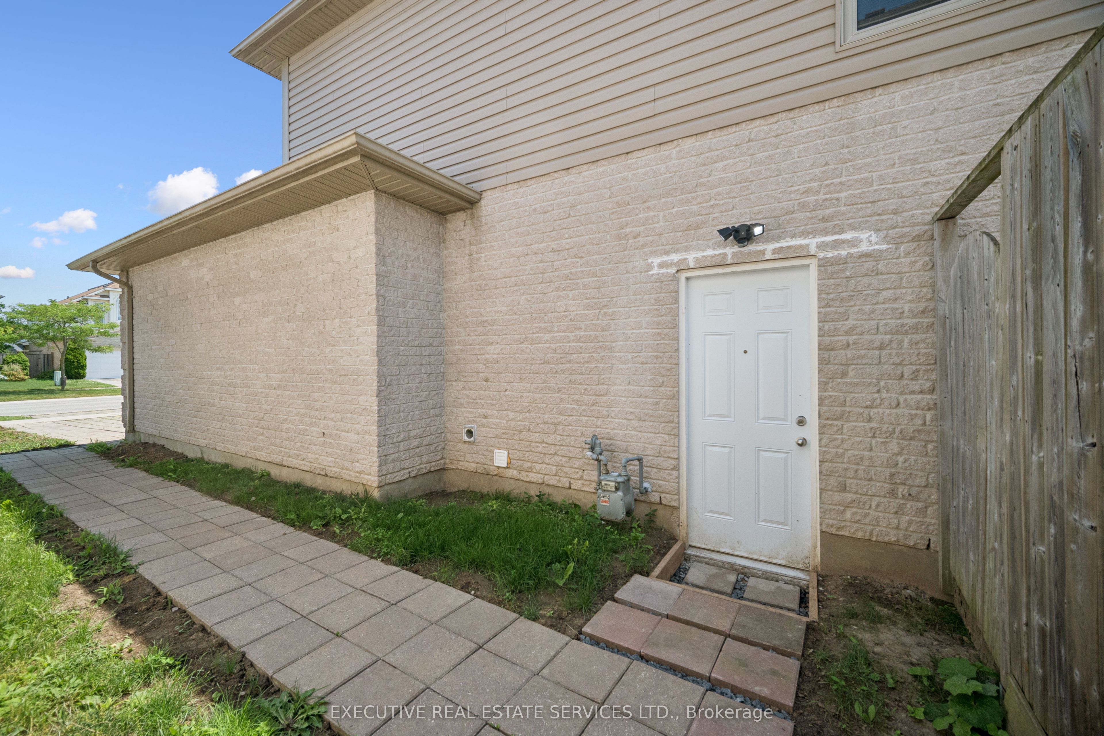 3264 Meadowgate Boulevard Property Photo 44