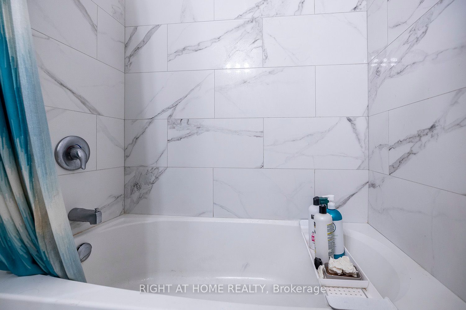 164 Heiman Street 7a Property Photo 10