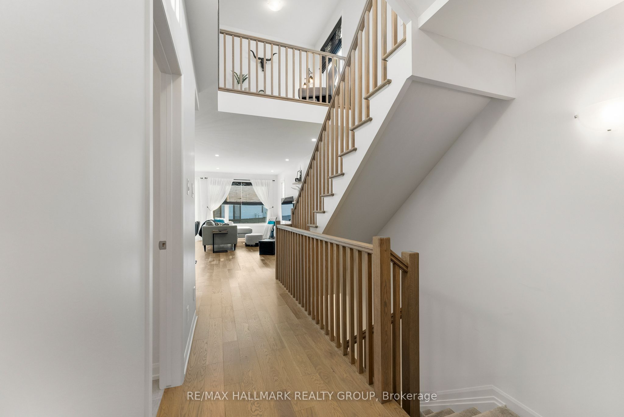 189 Turquoise Street Property Photo 9