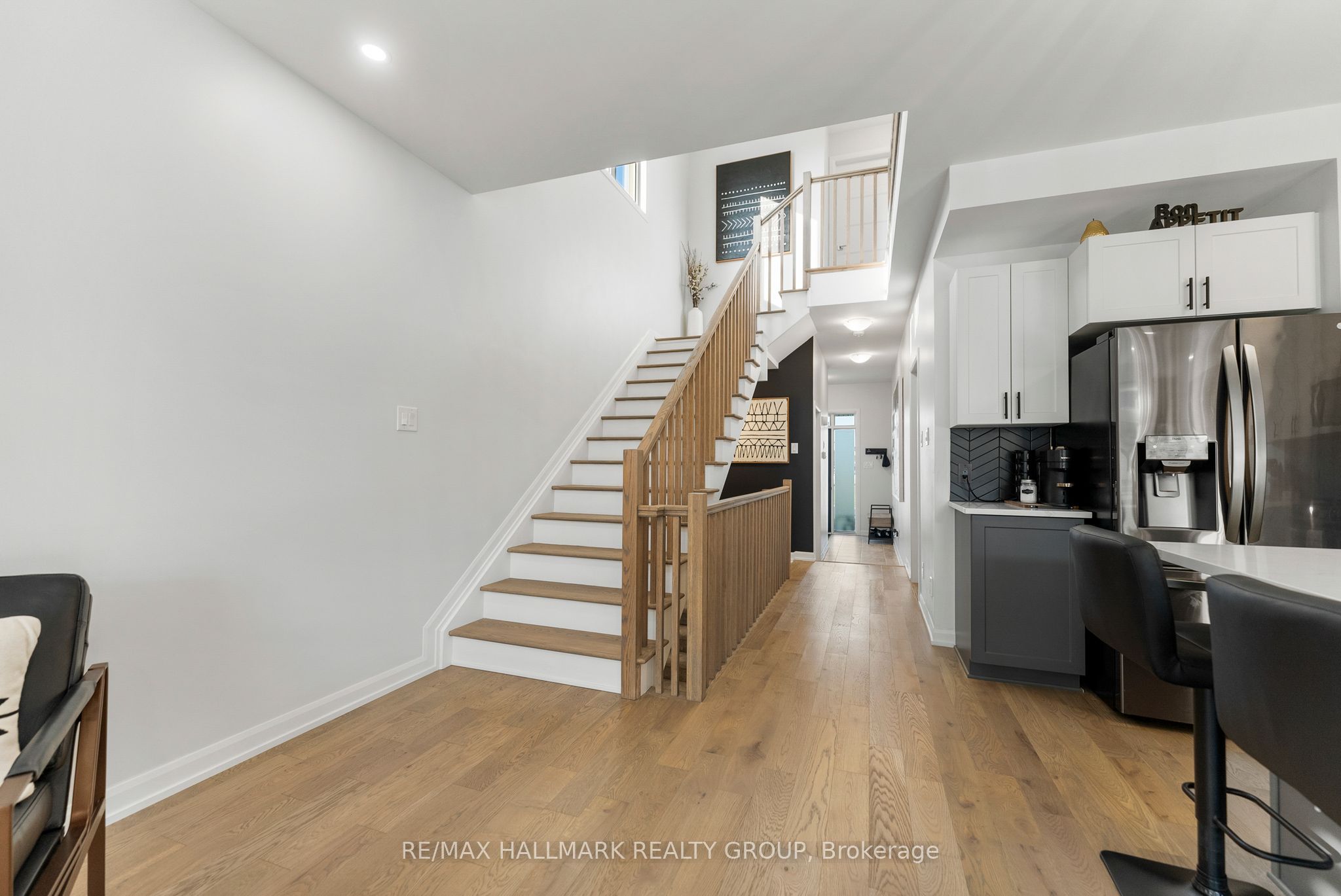 189 Turquoise Street Property Photo 15
