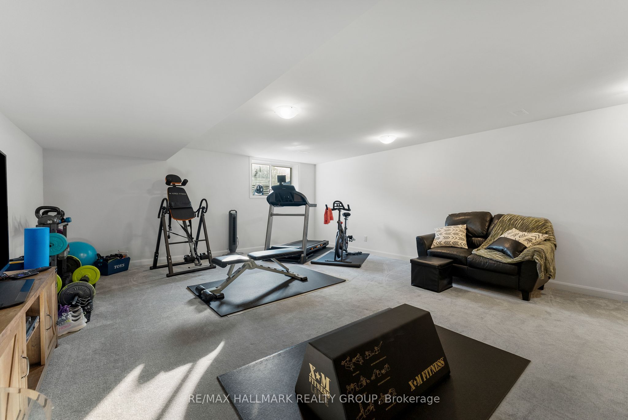 189 Turquoise Street Property Photo 41