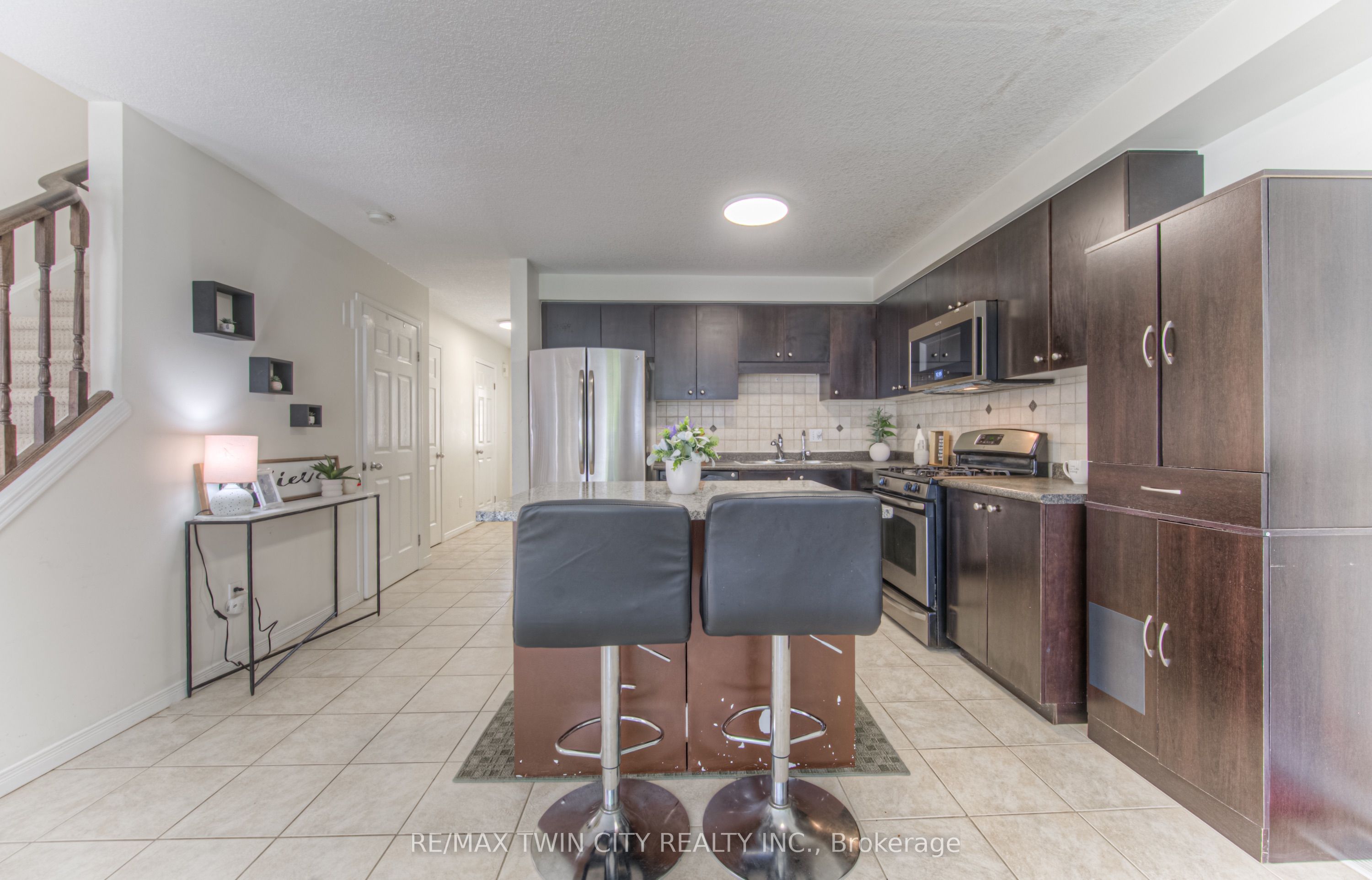 1332 Countrystone Drive Property Photo 9
