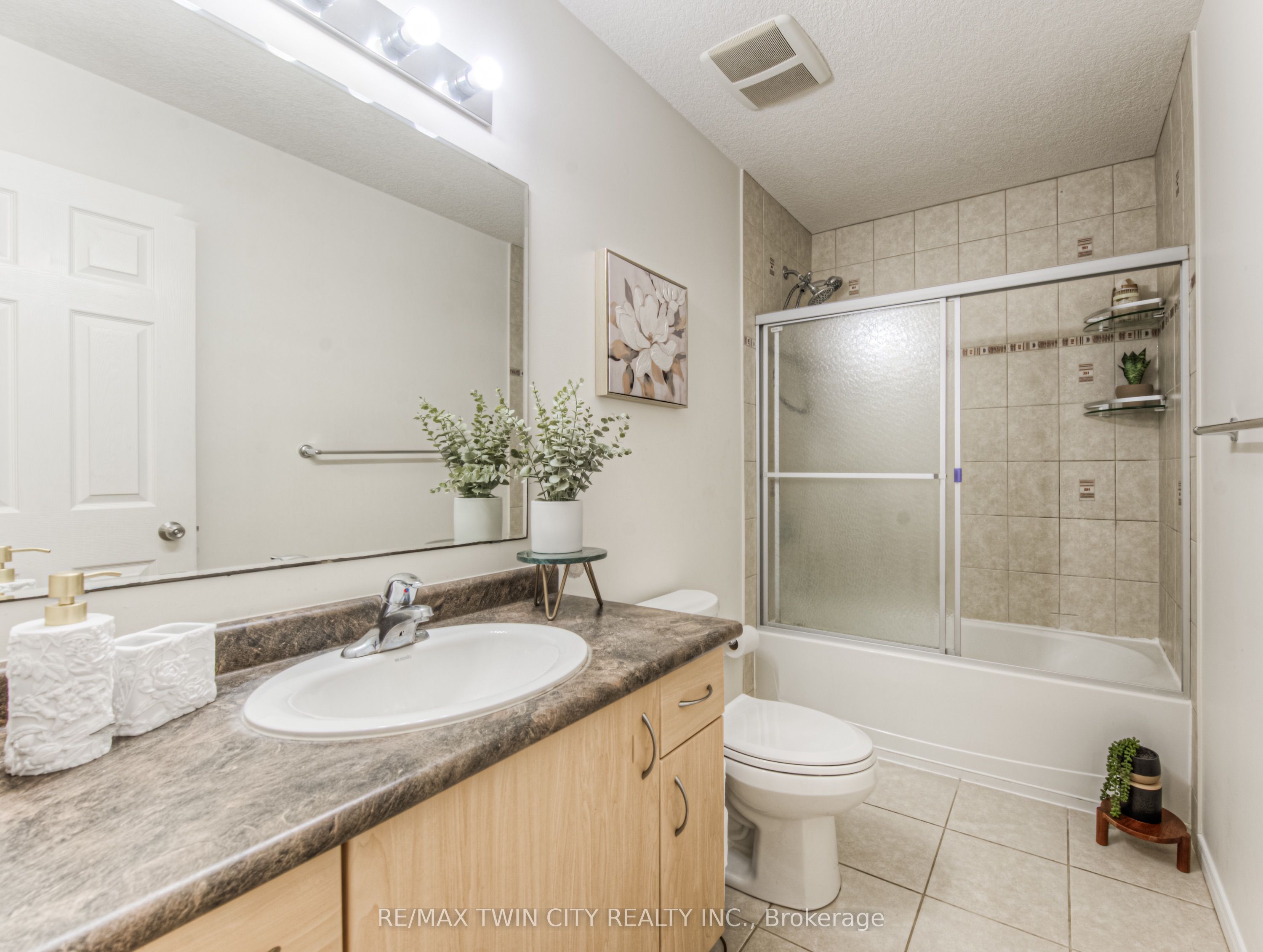 1332 Countrystone Drive Property Photo 26