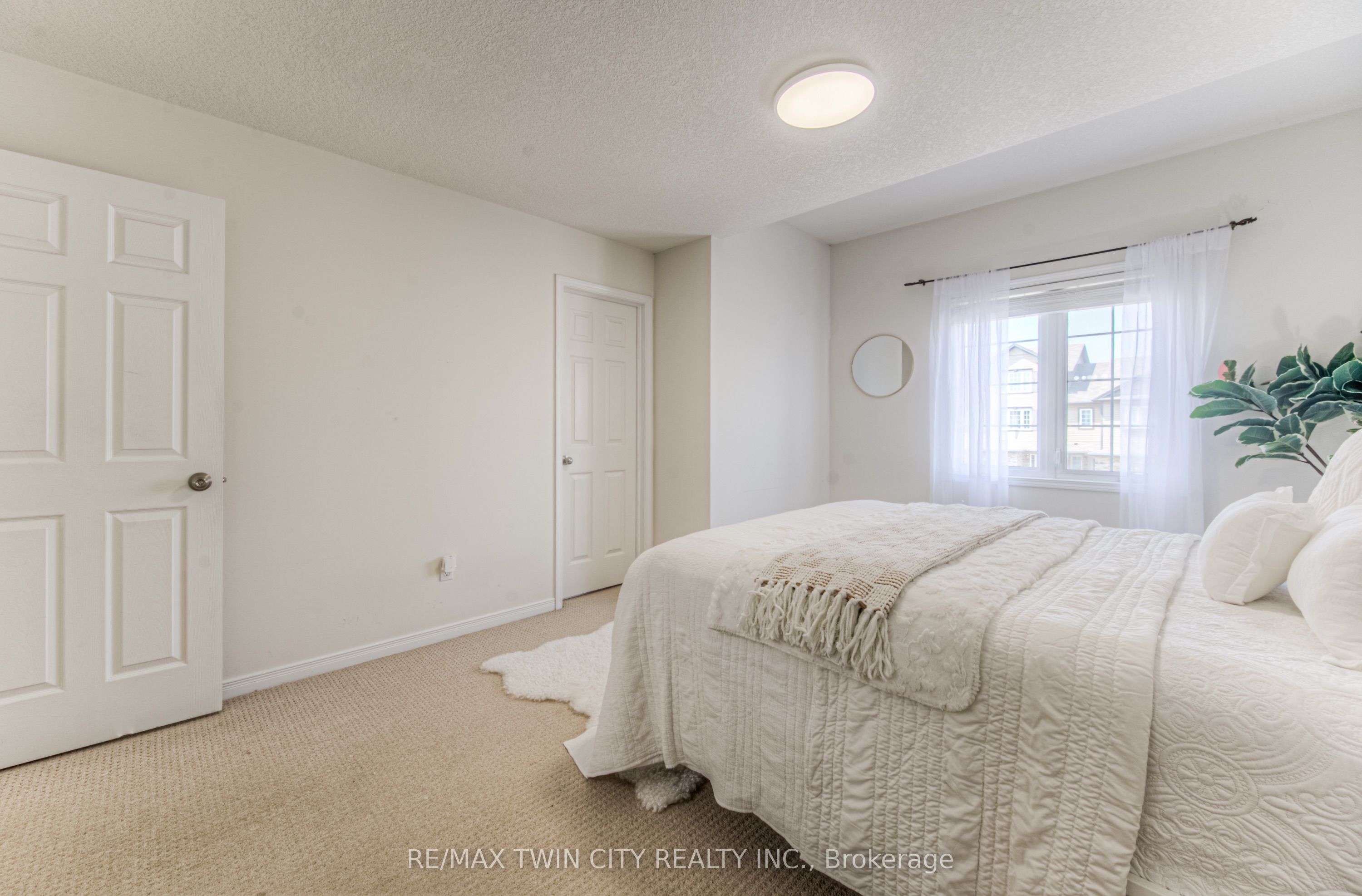 1332 Countrystone Drive Property Photo 29