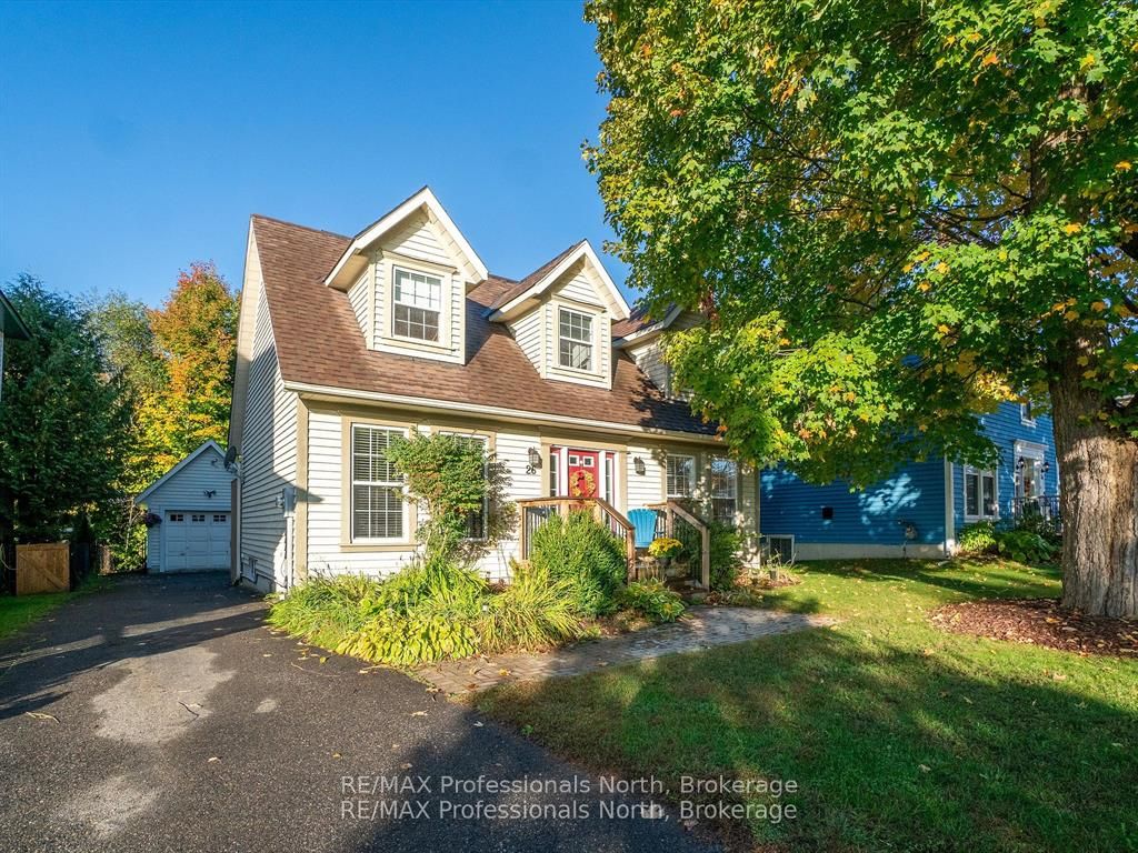 26 Coates Ave Property Photo 1