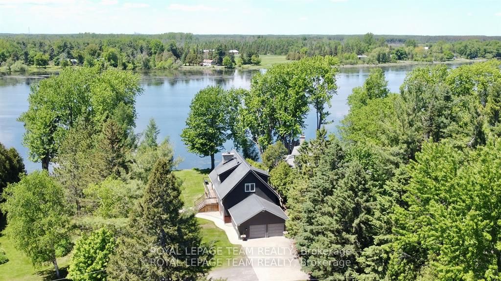3758 Mapleshore Drive Property Photo 2