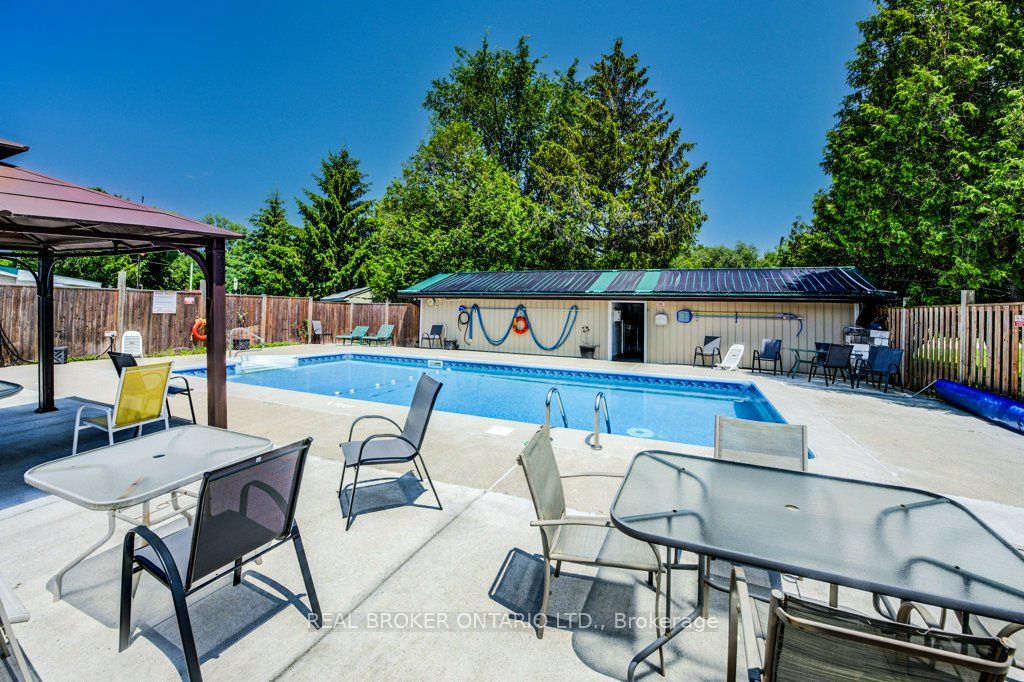 #65 - 495856 10th Line Property Photo 40