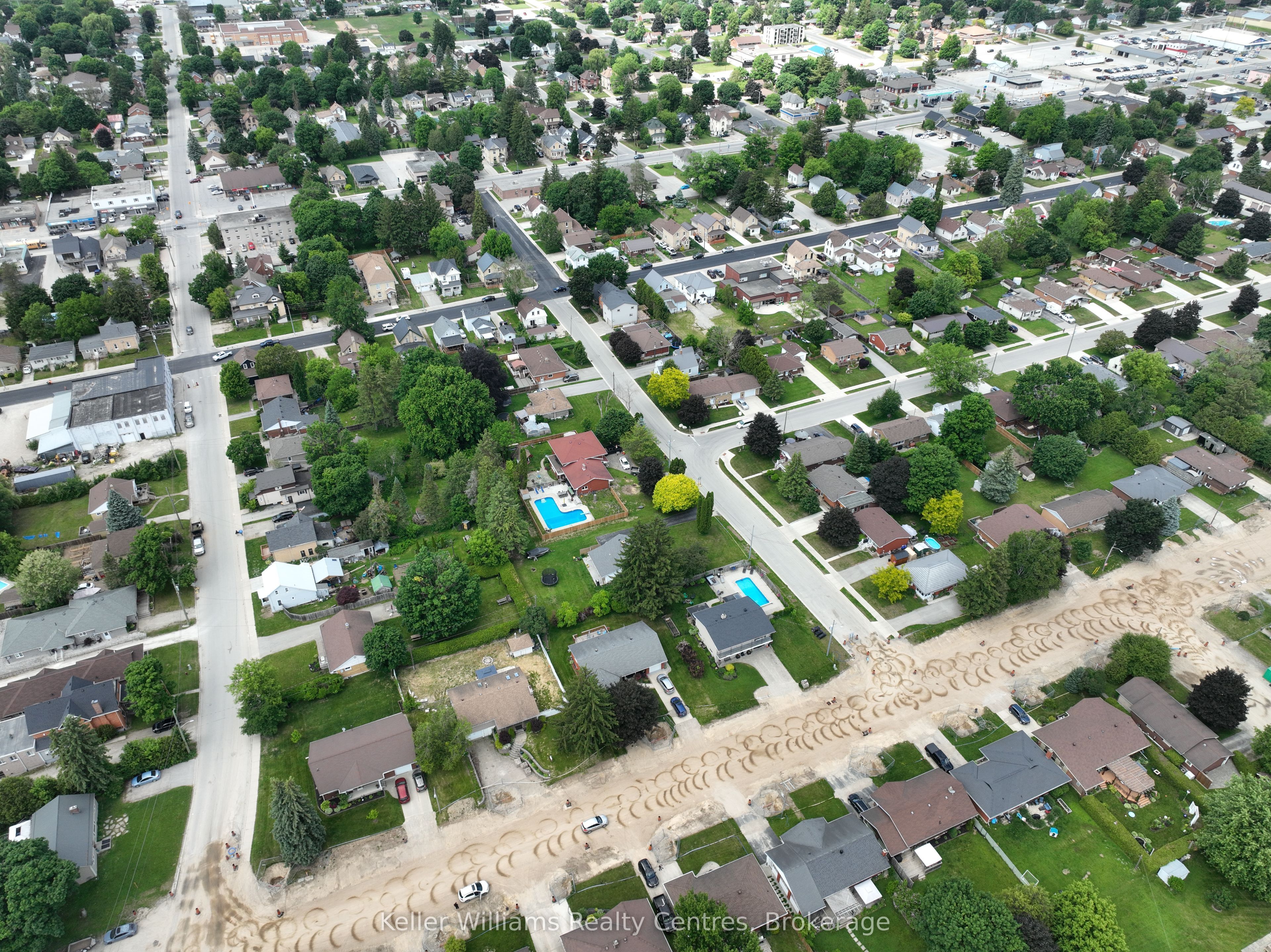 470 7th Street Property Photo 5