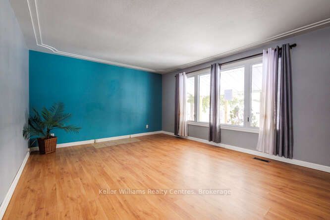 470 7th Street Property Photo 10