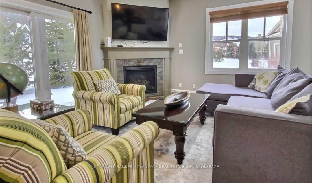171 Snowbridge Way Property Photo 4