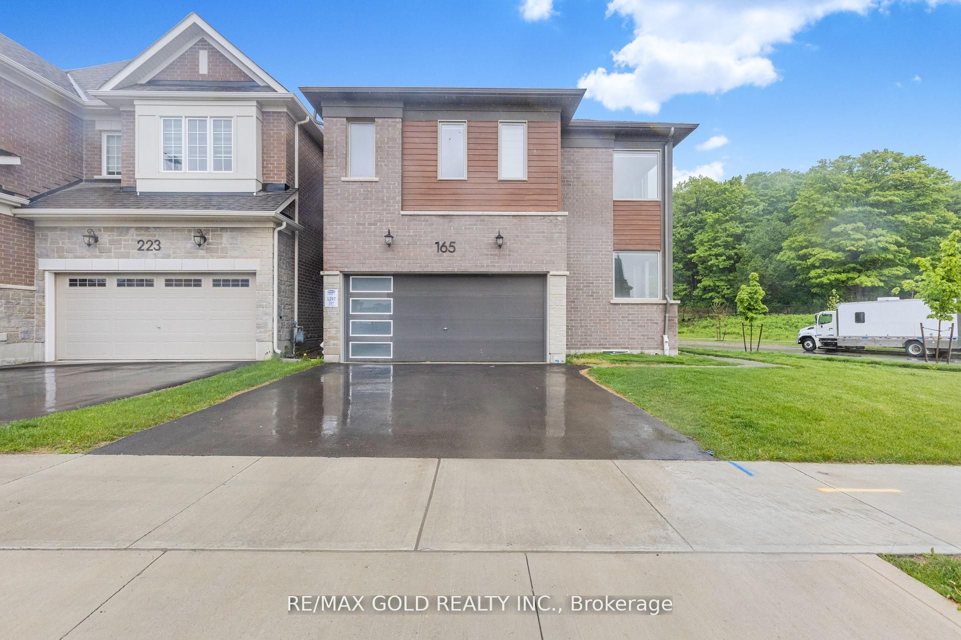 165 Forestwalk Street Property Photo 1
