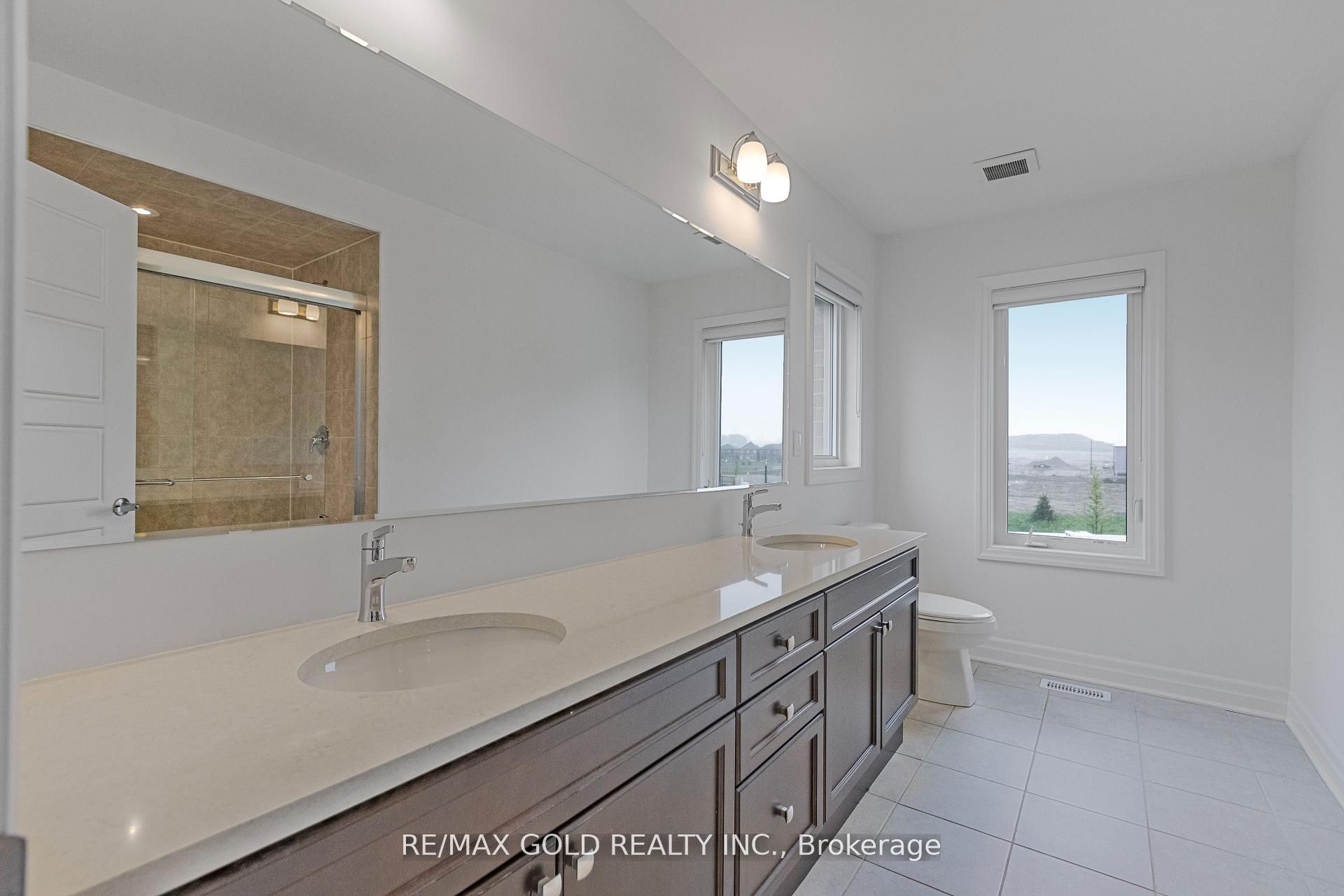 165 Forestwalk Street Property Photo 25