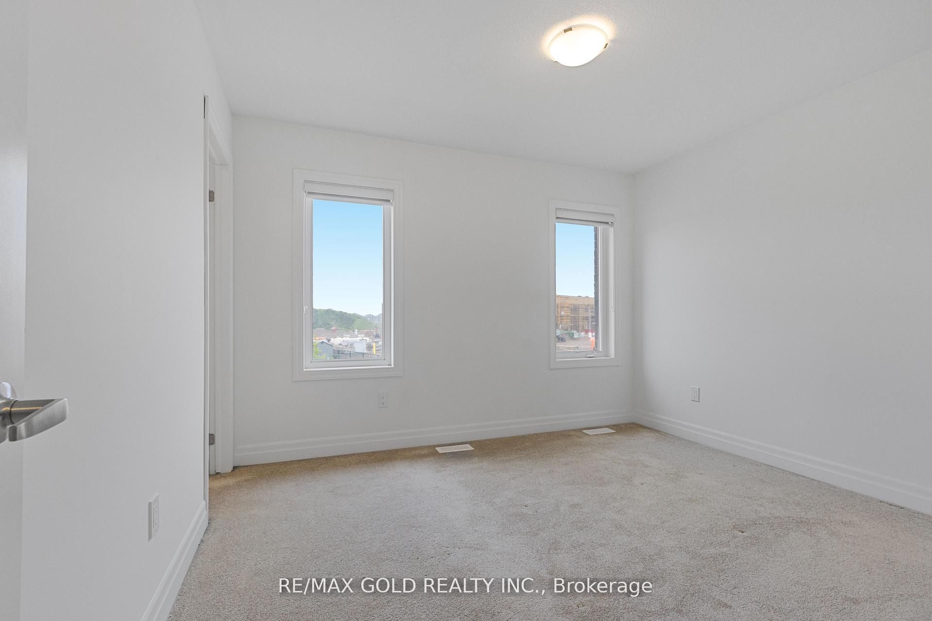 165 Forestwalk Street Property Photo 30