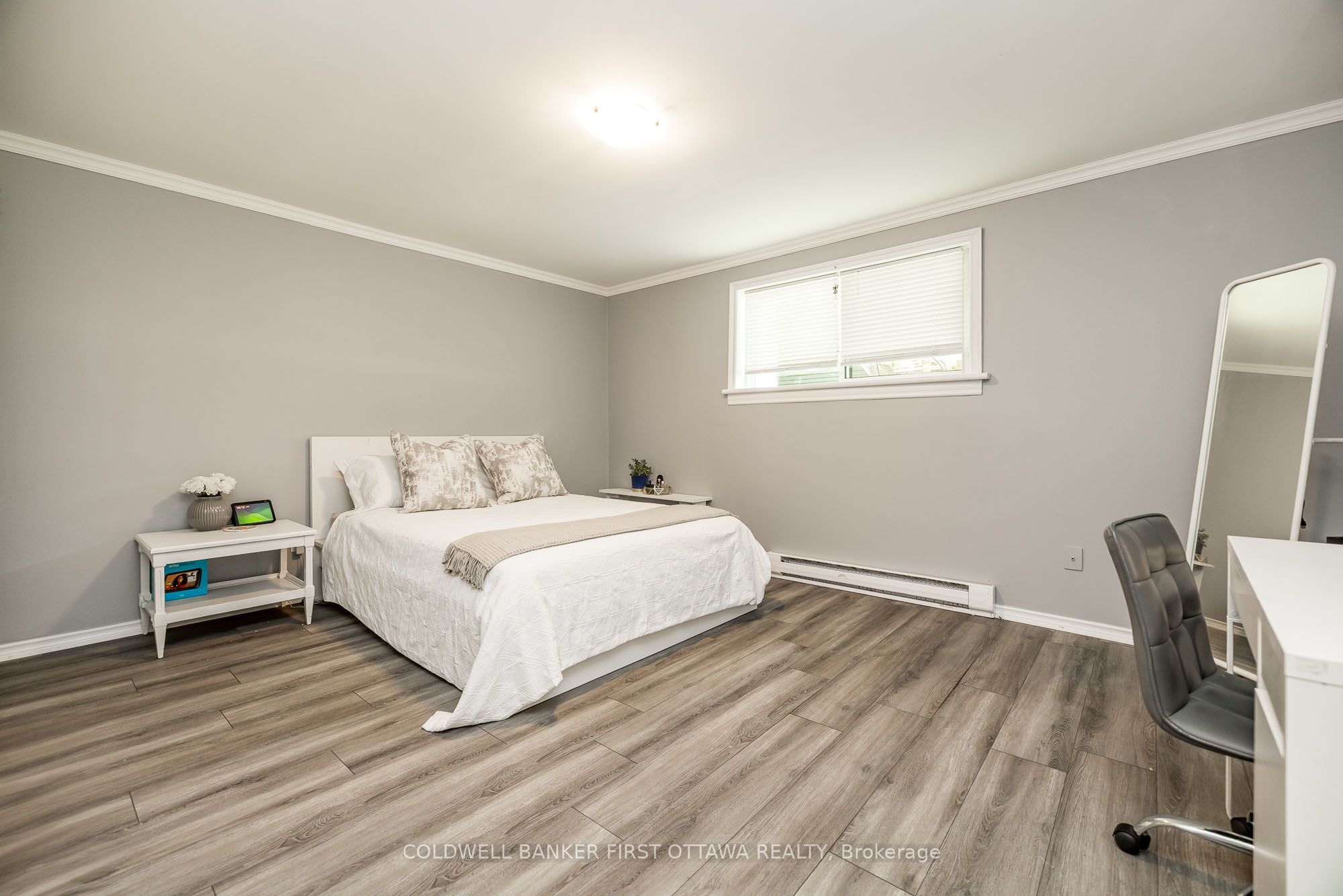 6779 Roger Stevens Drive Property Photo 17