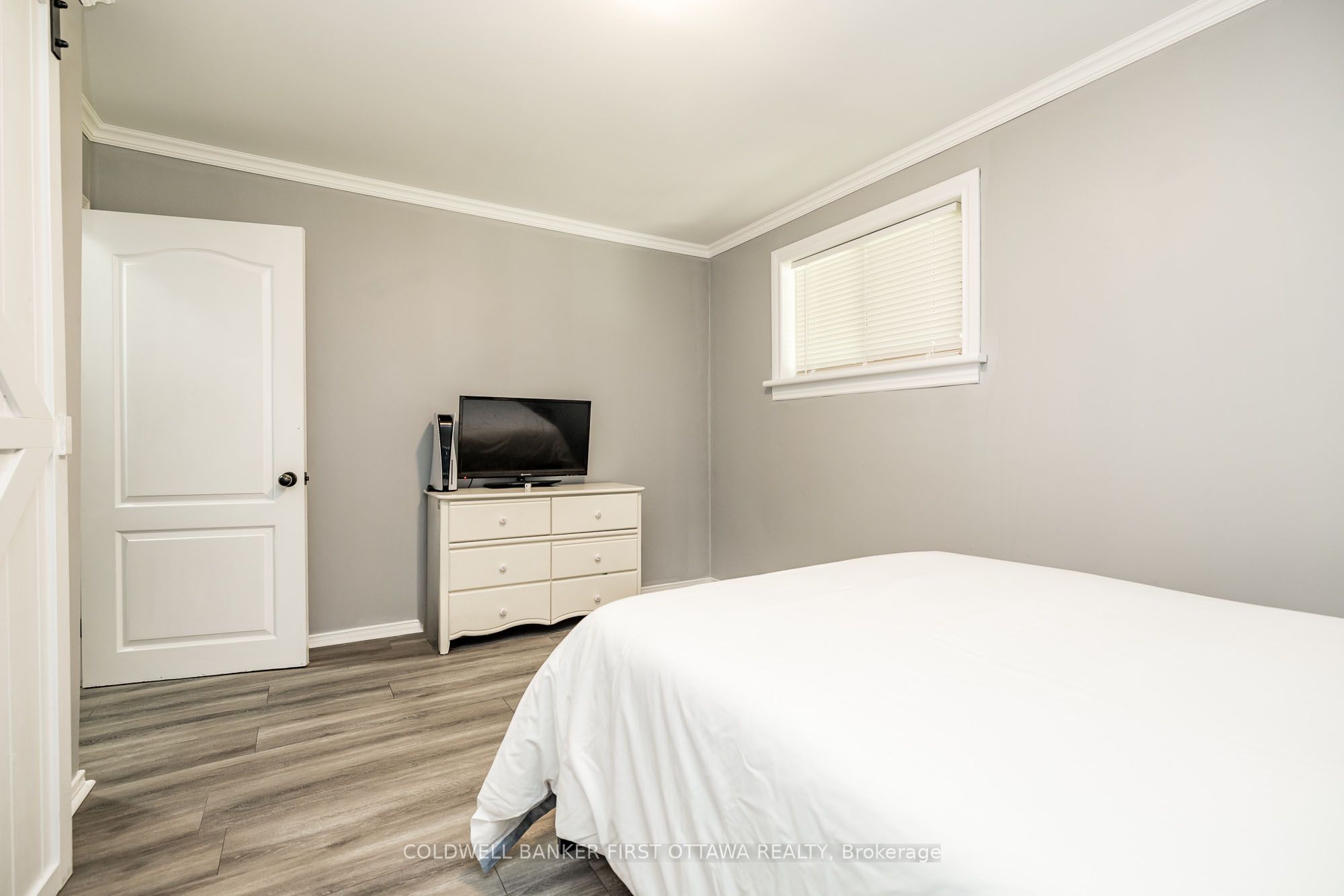 6779 Roger Stevens Drive Property Photo 21