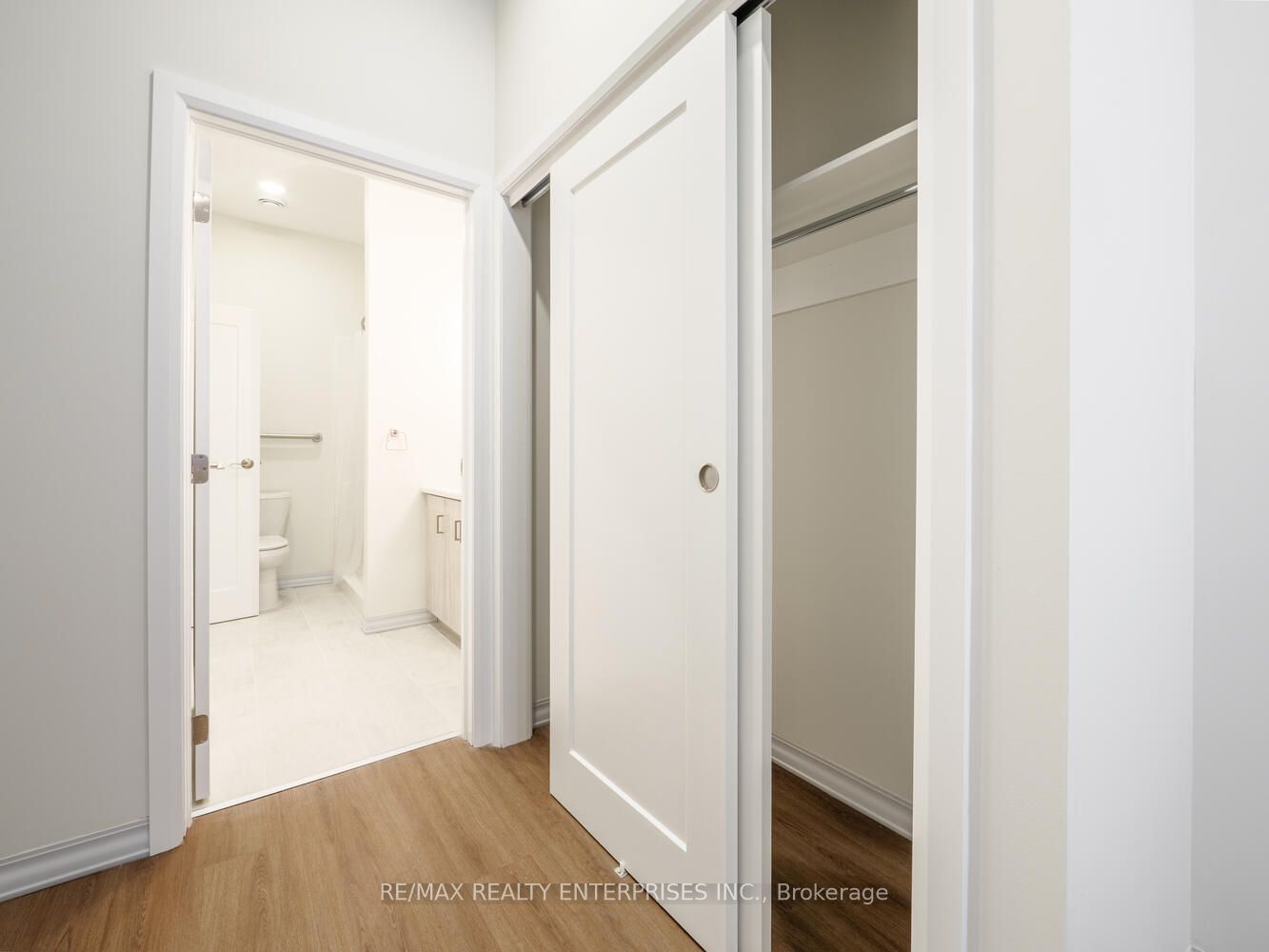 845 2nd Ave W Property Photo 12